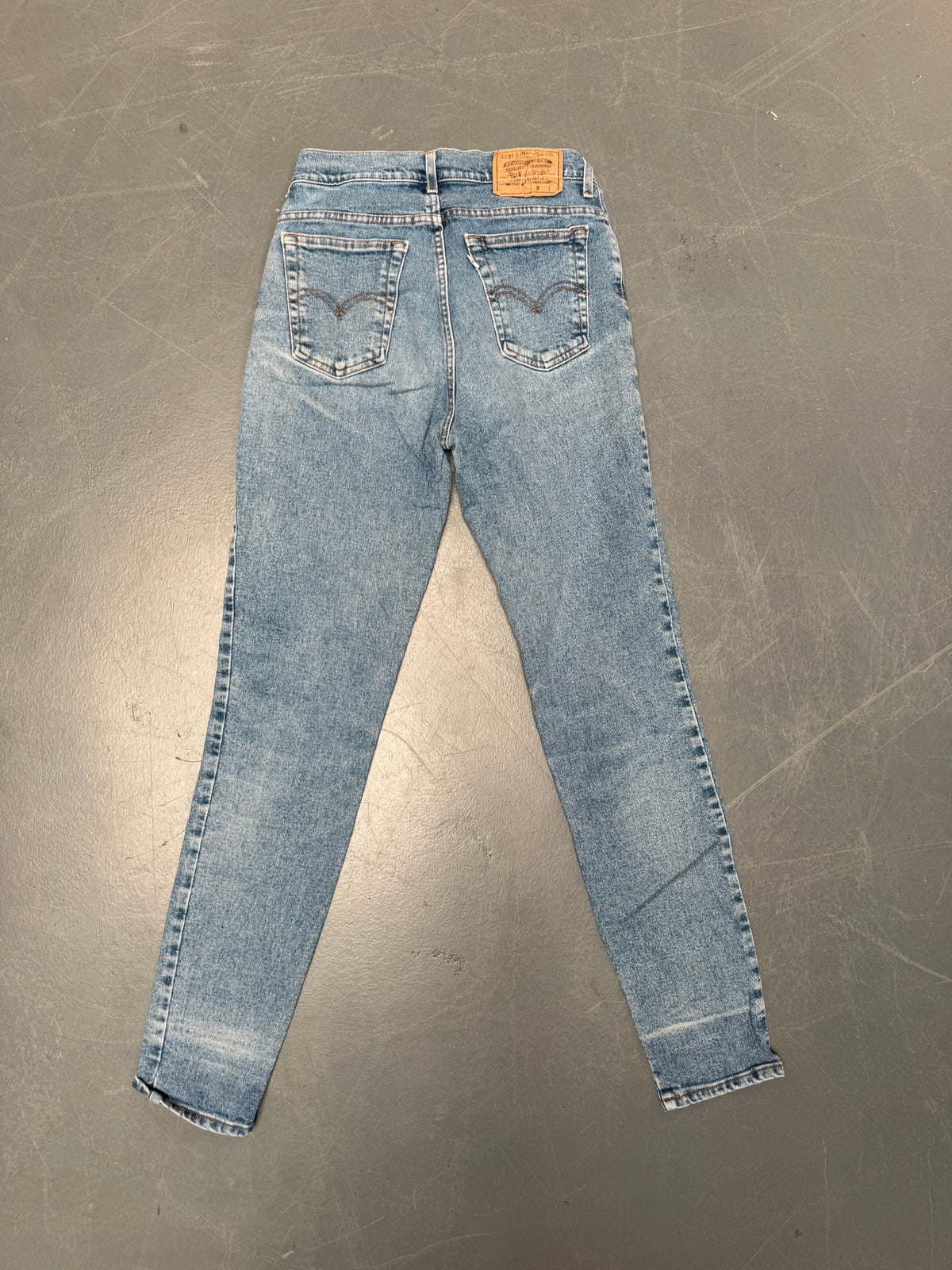Vintage Ladies Levis High Waisted Denim 90s Made Jean - W 36 L 30 - HW207