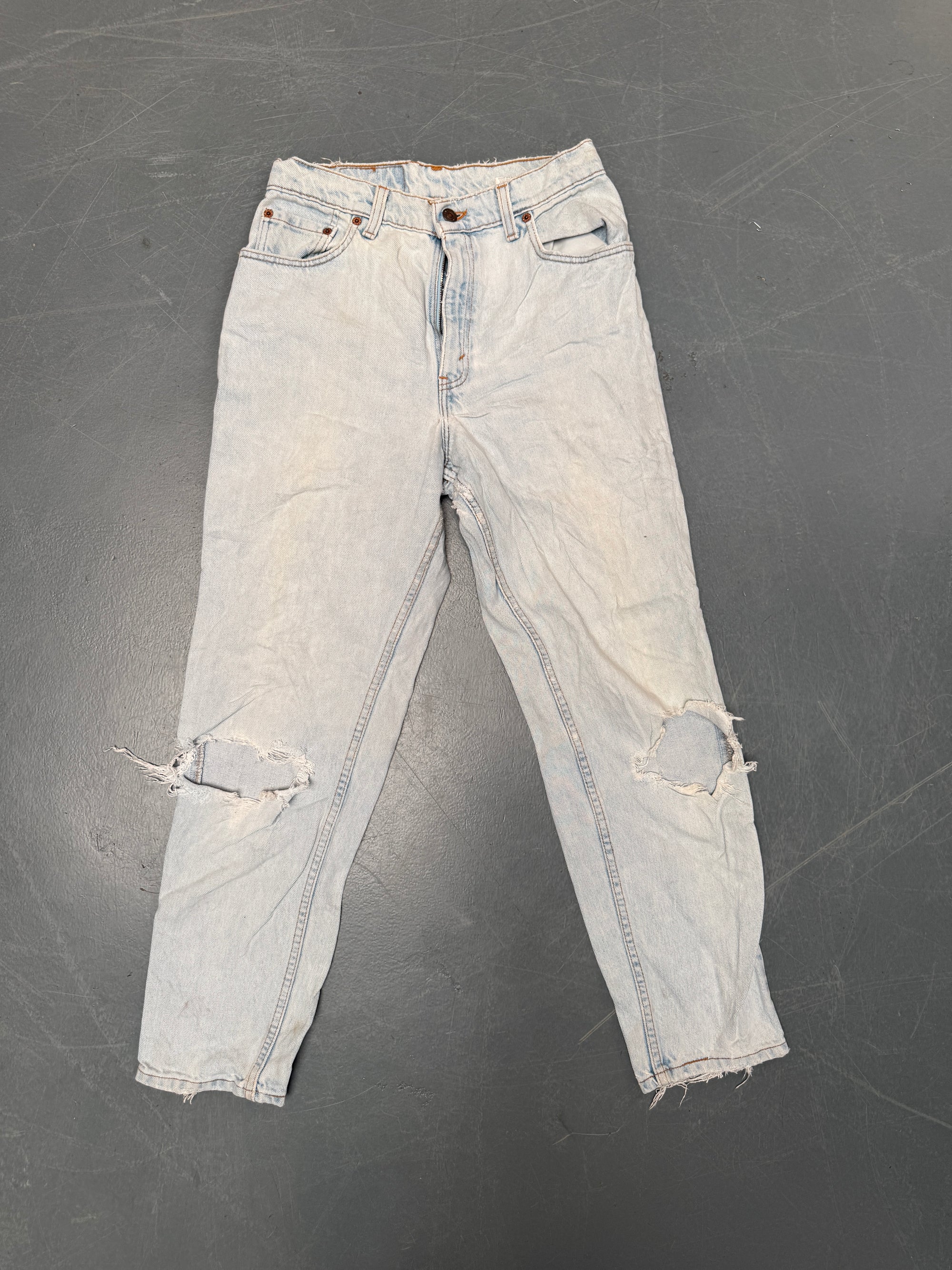 Vintage Ladies Levis High Waisted Denim 90s Made Jean - W 28 L 28 - HW213