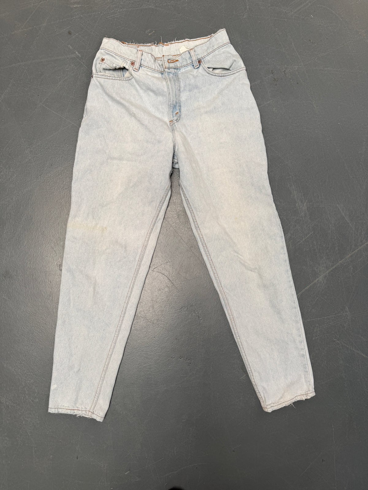Vintage Ladies Levis High Waisted Denim 90s Made Jean - W 28 L 30 - HW233
