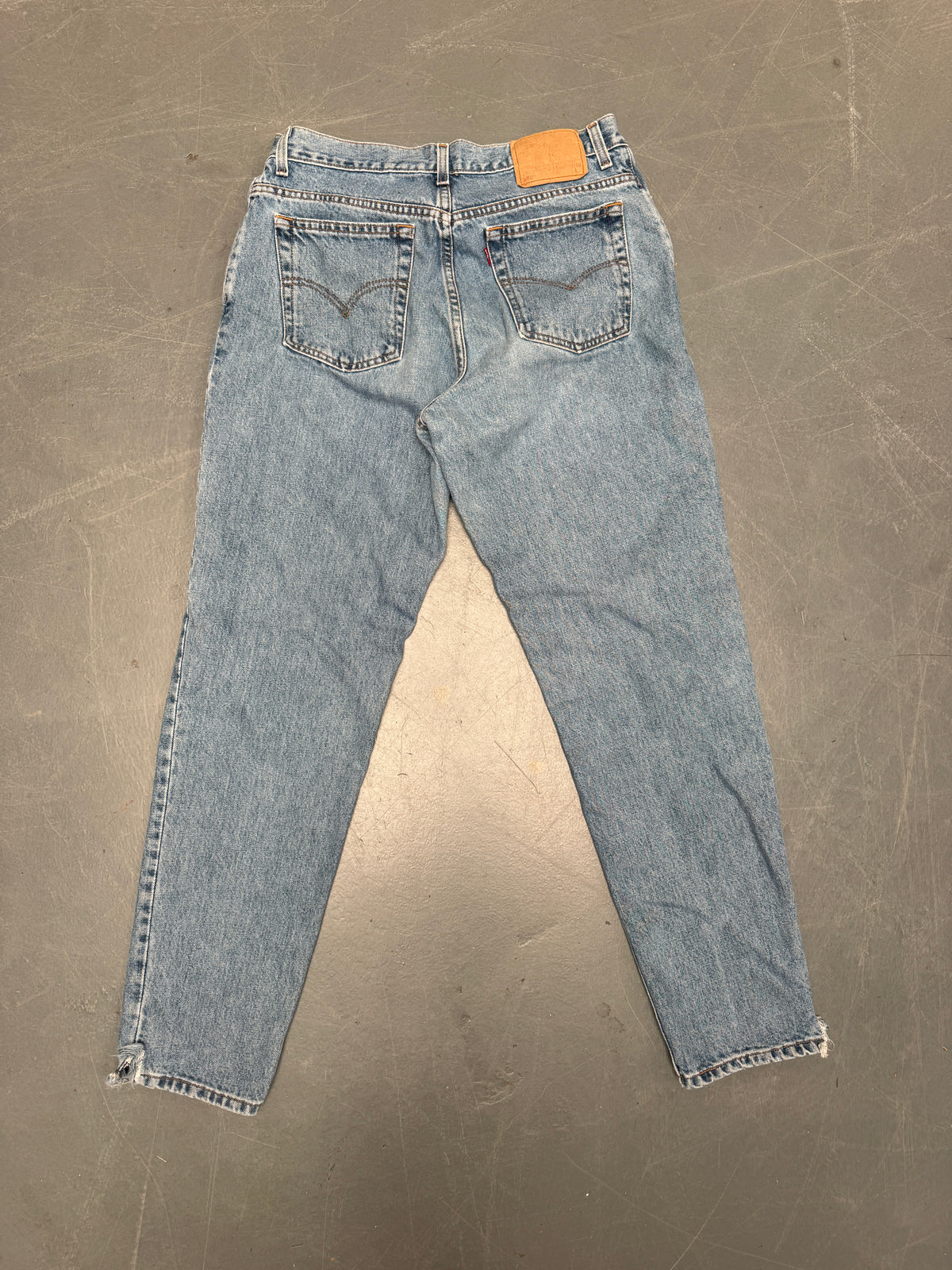 Vintage Ladies Levis High Waisted Denim 90s Made Jean - W 32 L 32 - HW241