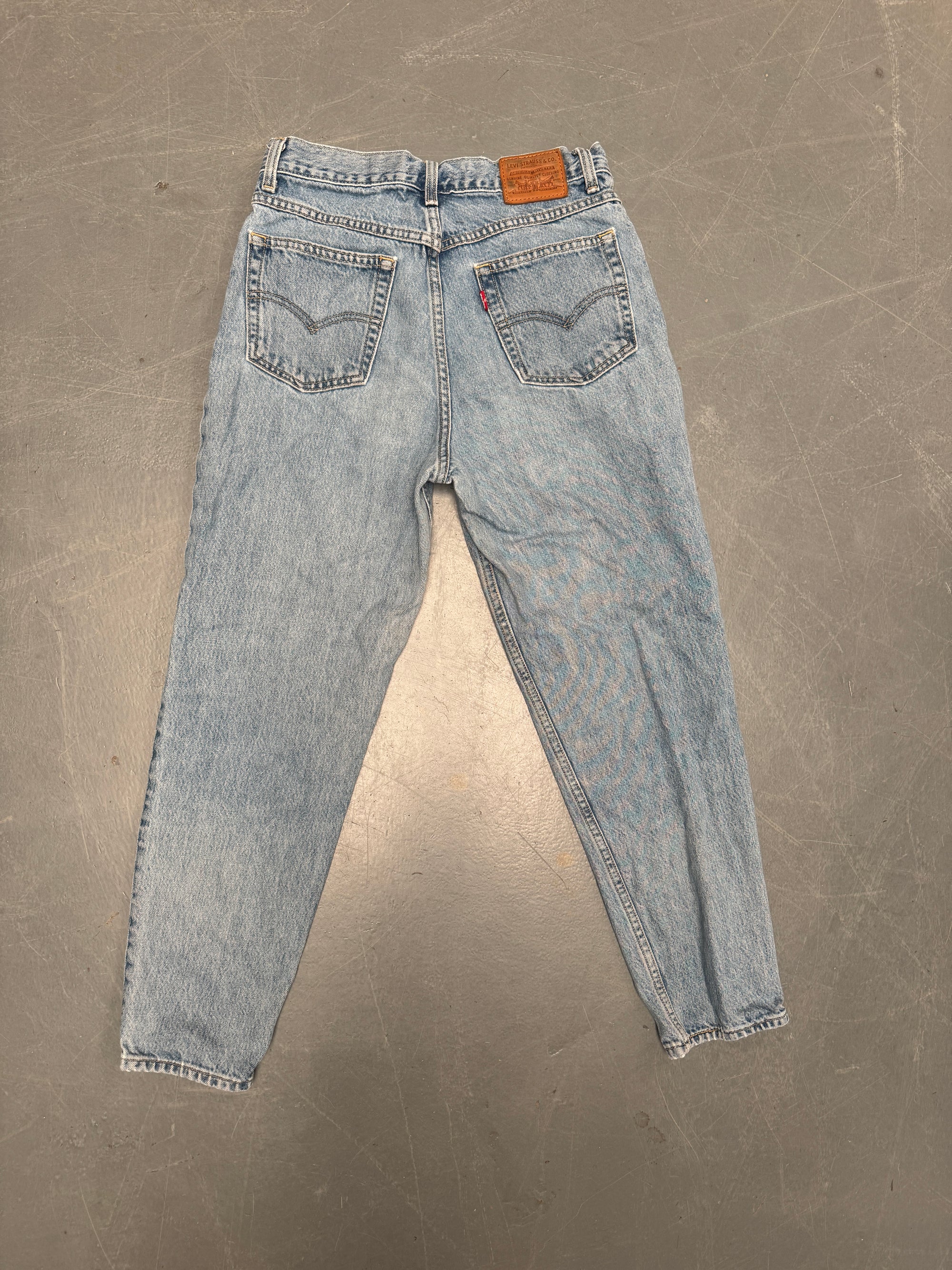 Vintage Ladies Levis High Waisted Denim 90s Made Jean - W 26 L 26 - HW242
