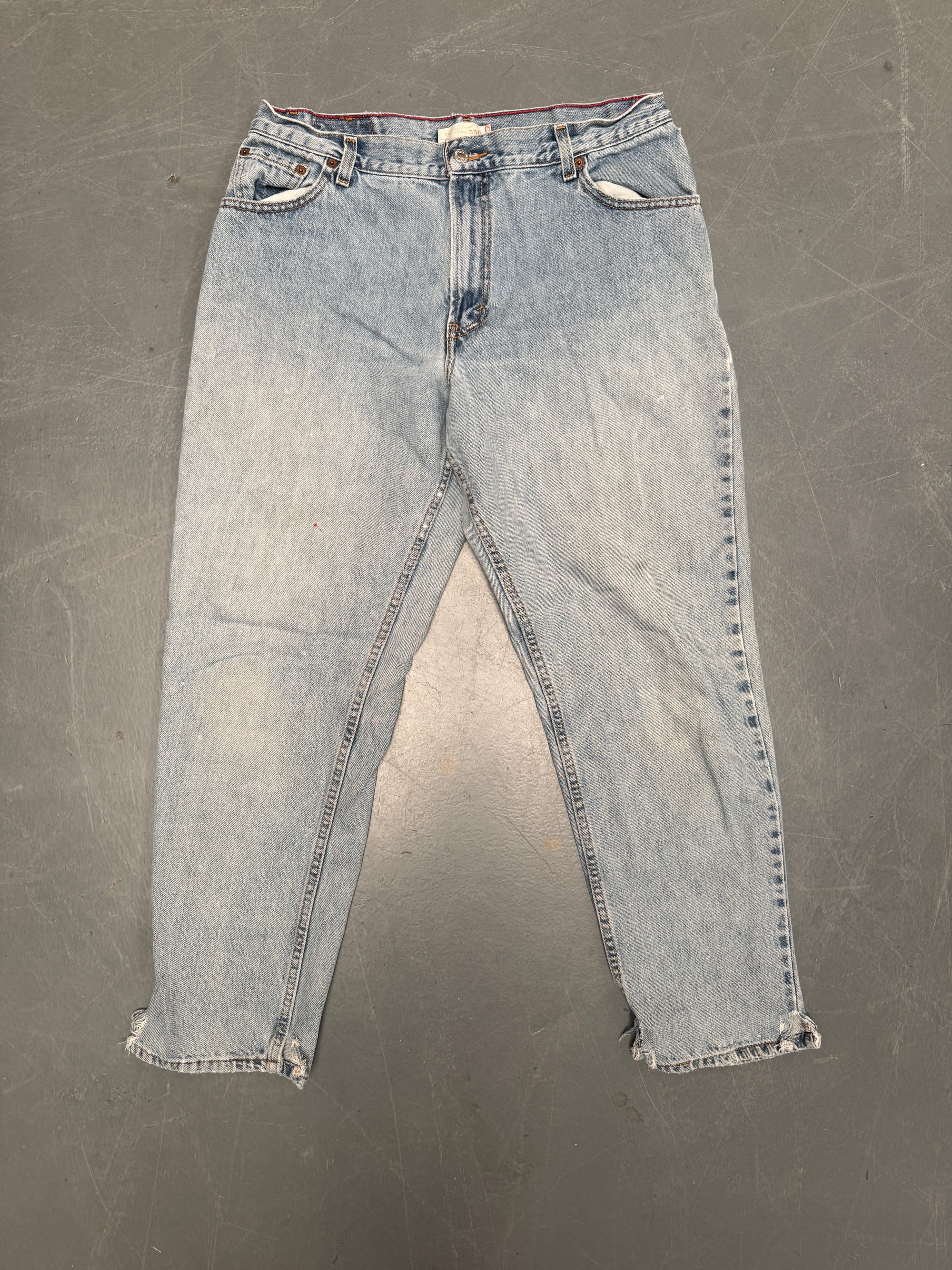 Vintage Ladies Levis High Waisted Denim 90s Made Jean - W 34 L 29 - HW253