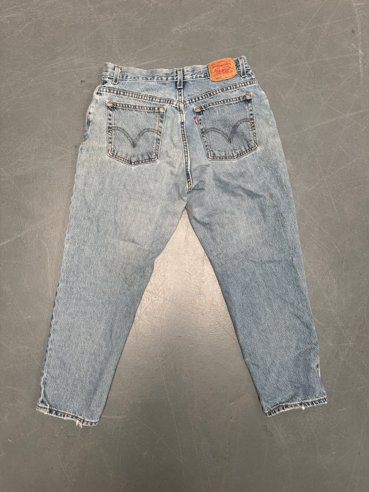 Vintage Ladies Levis High Waisted Denim 90s Made Jean - W 32 L 27 - HW262