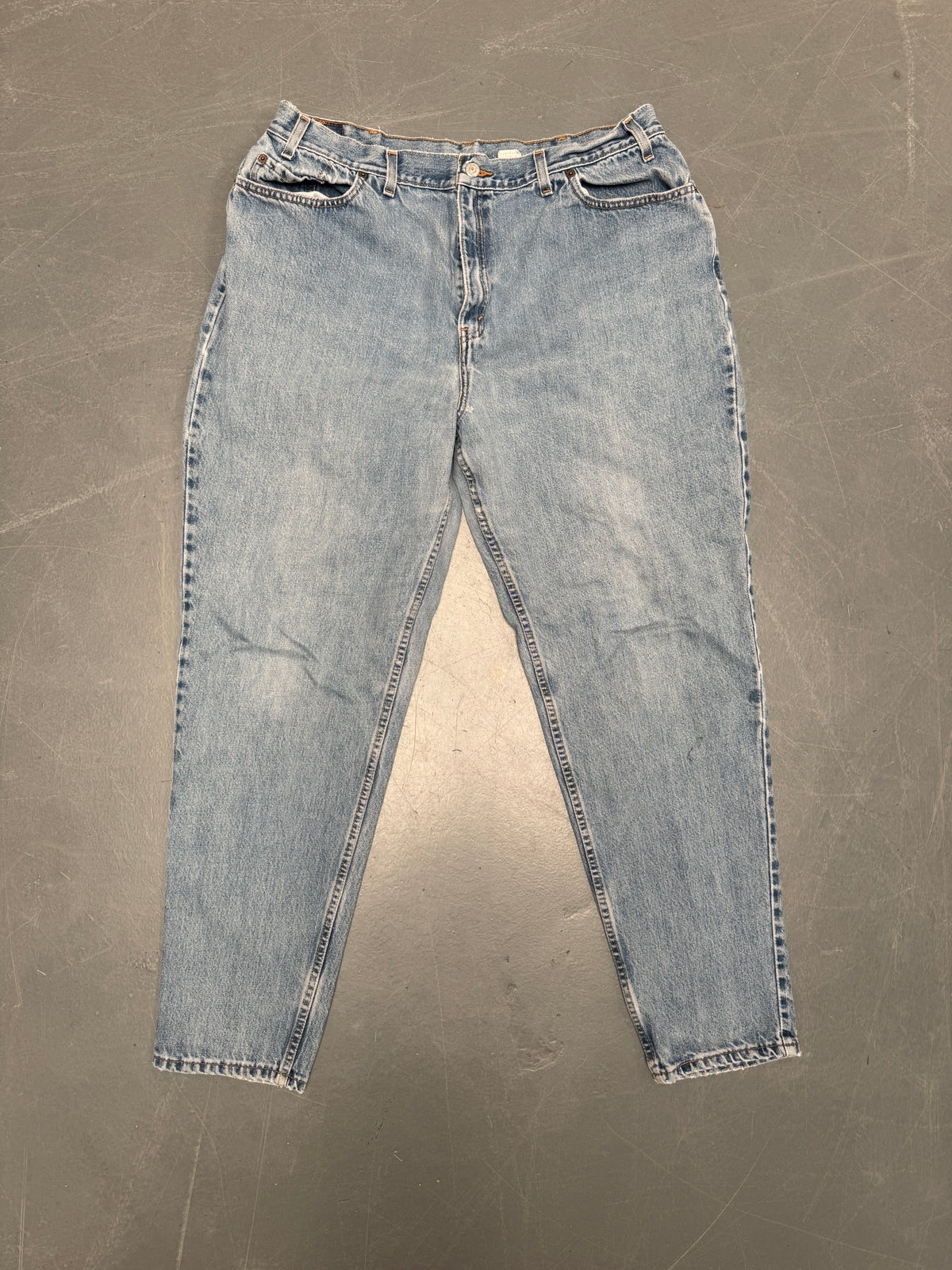 Vintage Ladies Levis High Waisted Denim 90s Made Jean - W 36 L 31 - HW269