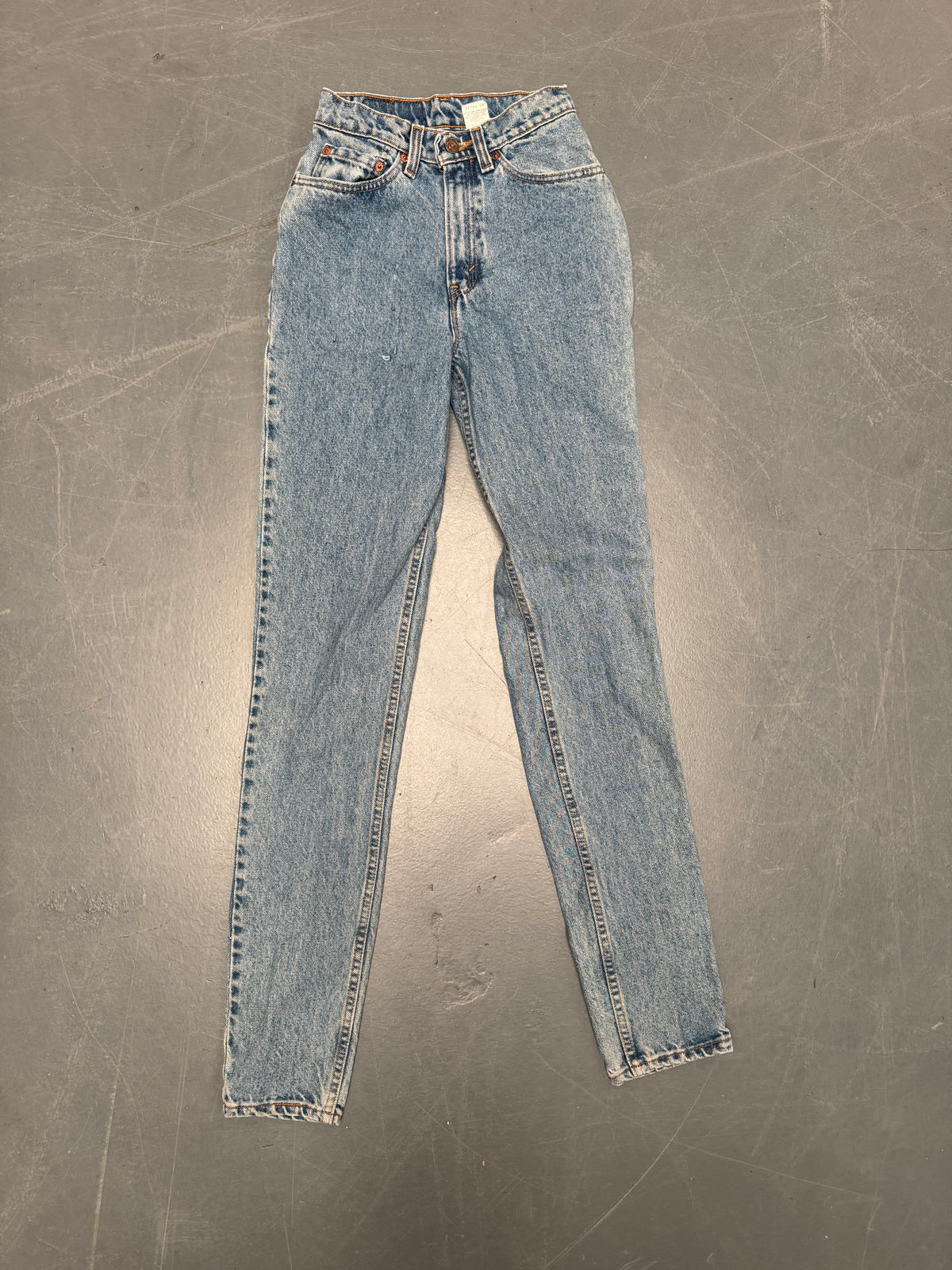 Vintage Ladies Levis High Waisted Denim 90s Made Jean - W 22 L 34 - HW285