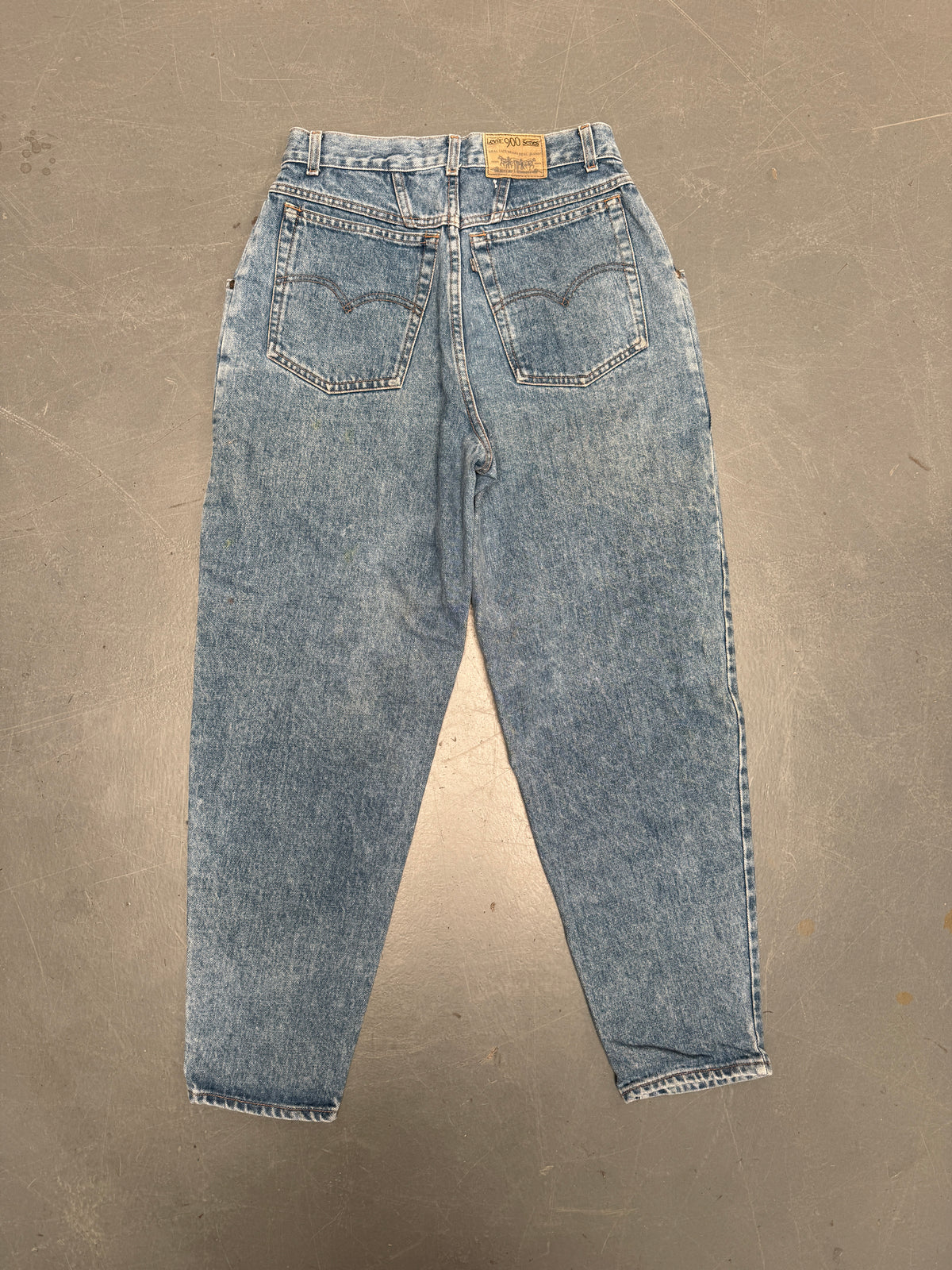 Vintage Ladies Levis High Waisted Denim 90s Made Jean - W 28 L 30 - HW288
