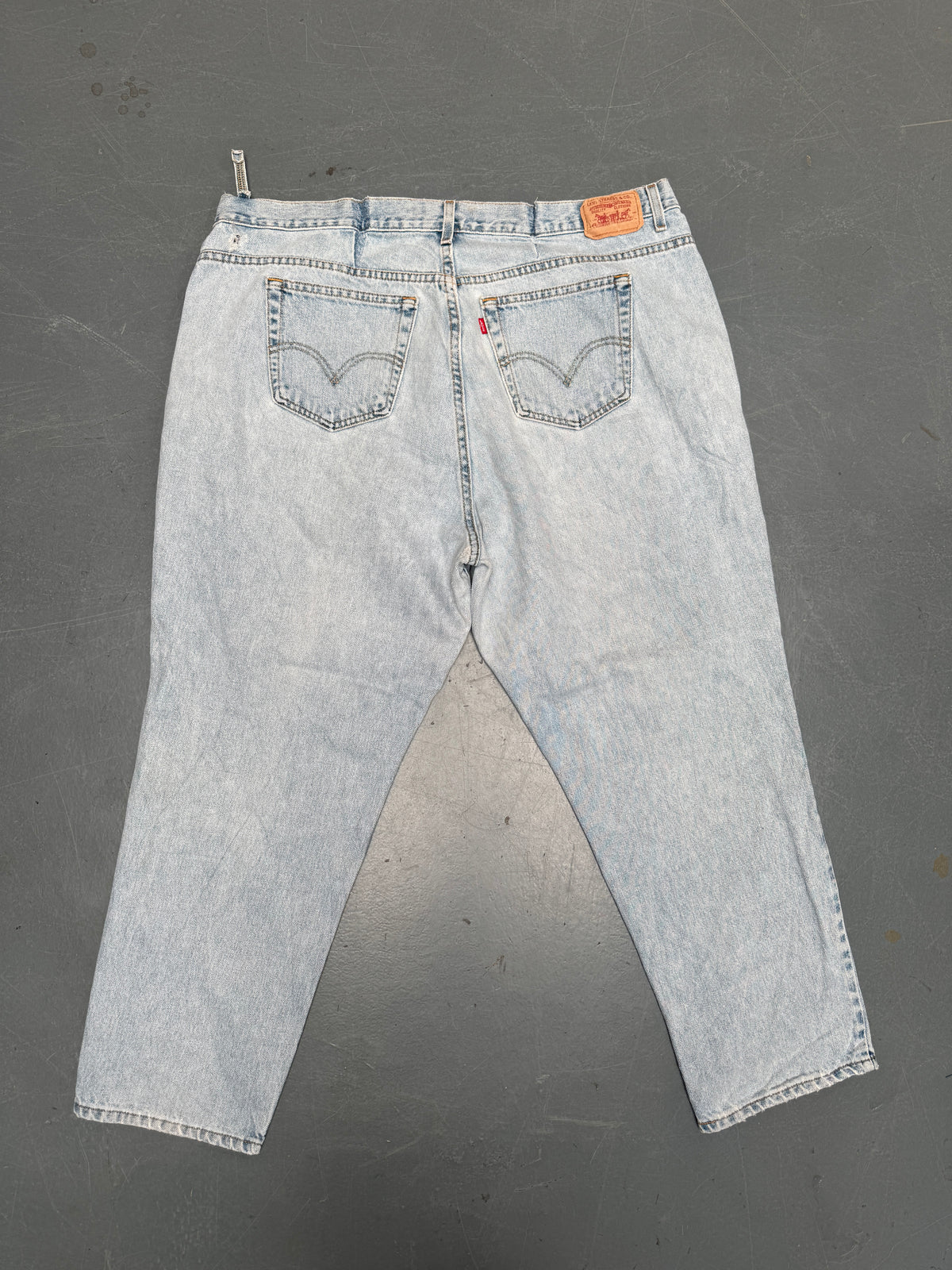 Vintage Ladies Levis High Waisted Denim 90s Made Jean - W 44 L 30 - HW297