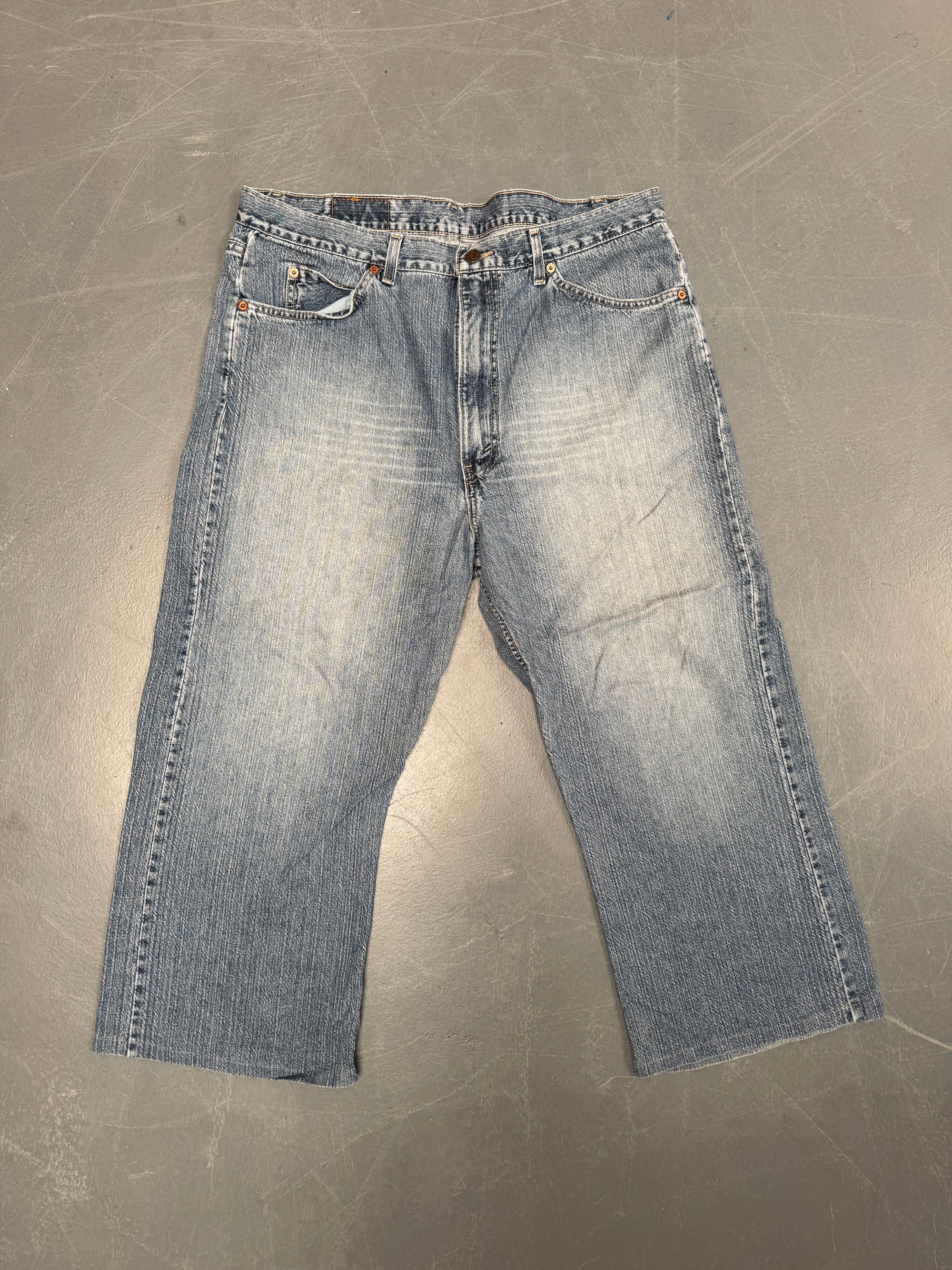 Levis Orange Tab Regular Fit Jean 90s - W 38 L 25 - O2