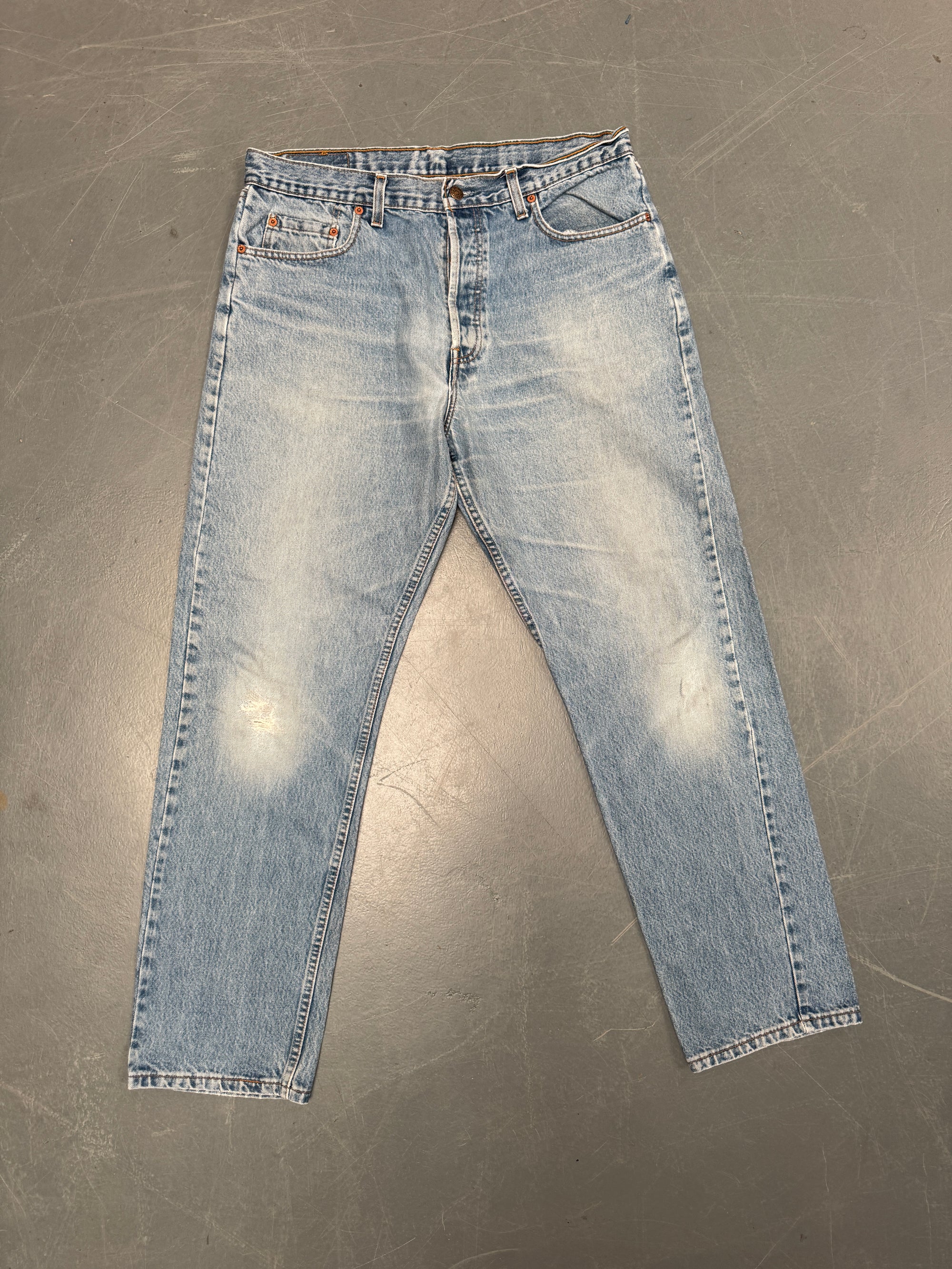 Levis Orange Tab Regular Fit Jean 90s - W 35 L 31 - O9