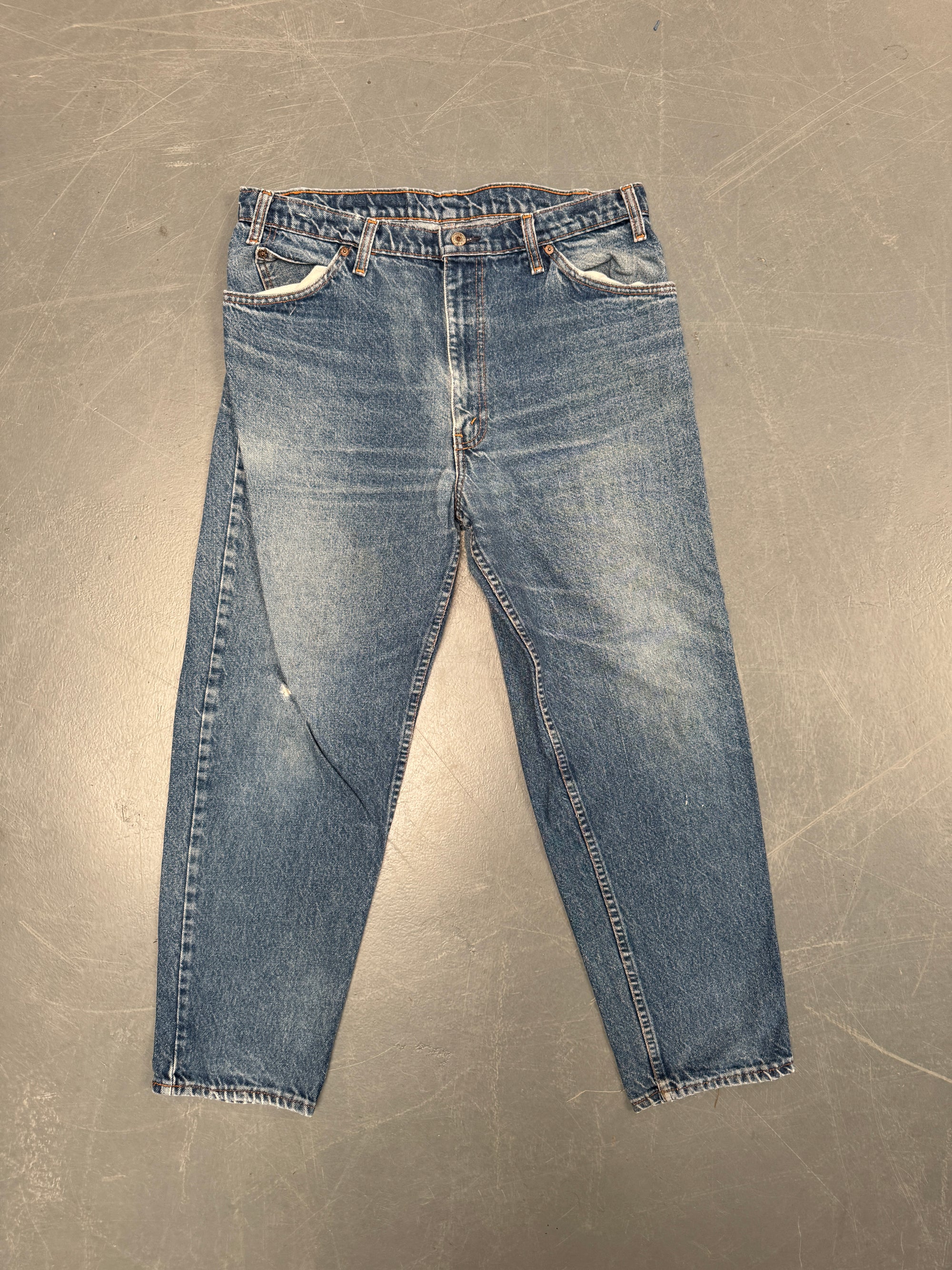 Levis Orange Tab Regular Fit Jean 90s - W 35 L 28 - O12