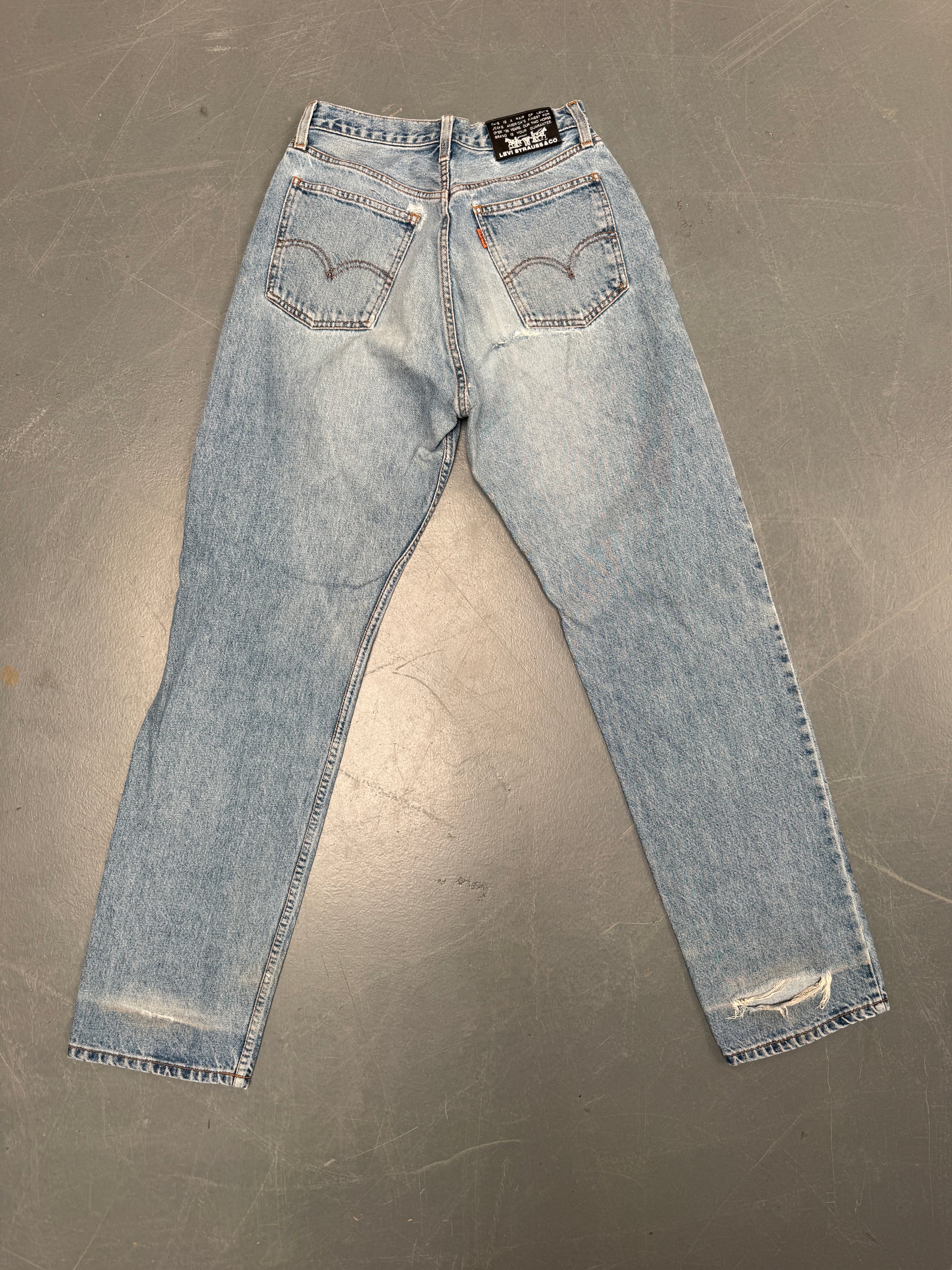 Levis Orange Tab Regular Fit Jean 90s - W 26 L 32 - O19