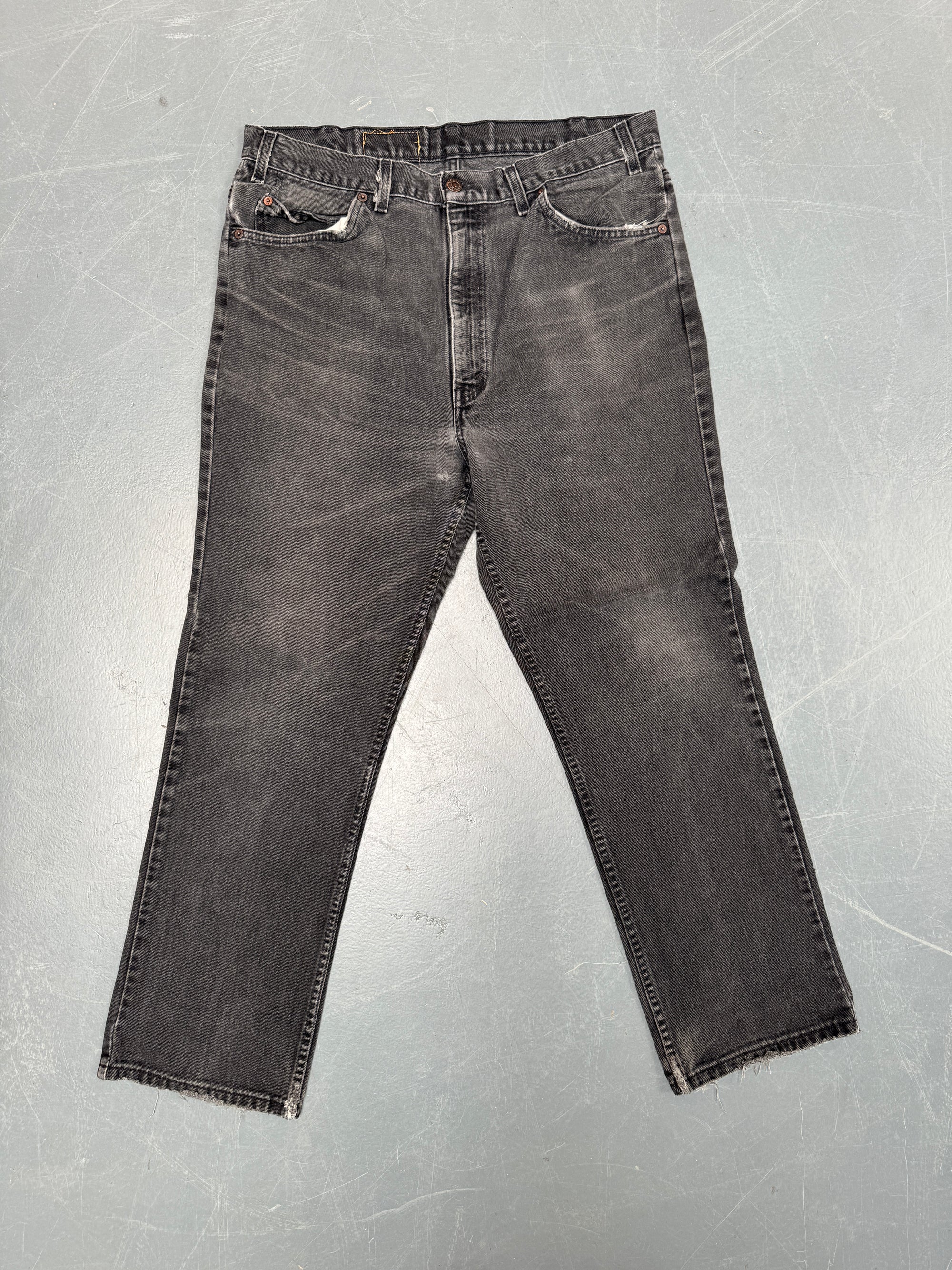 Levis Orange Tab Regular Fit Jean 90s - W 35 L 29 - O72