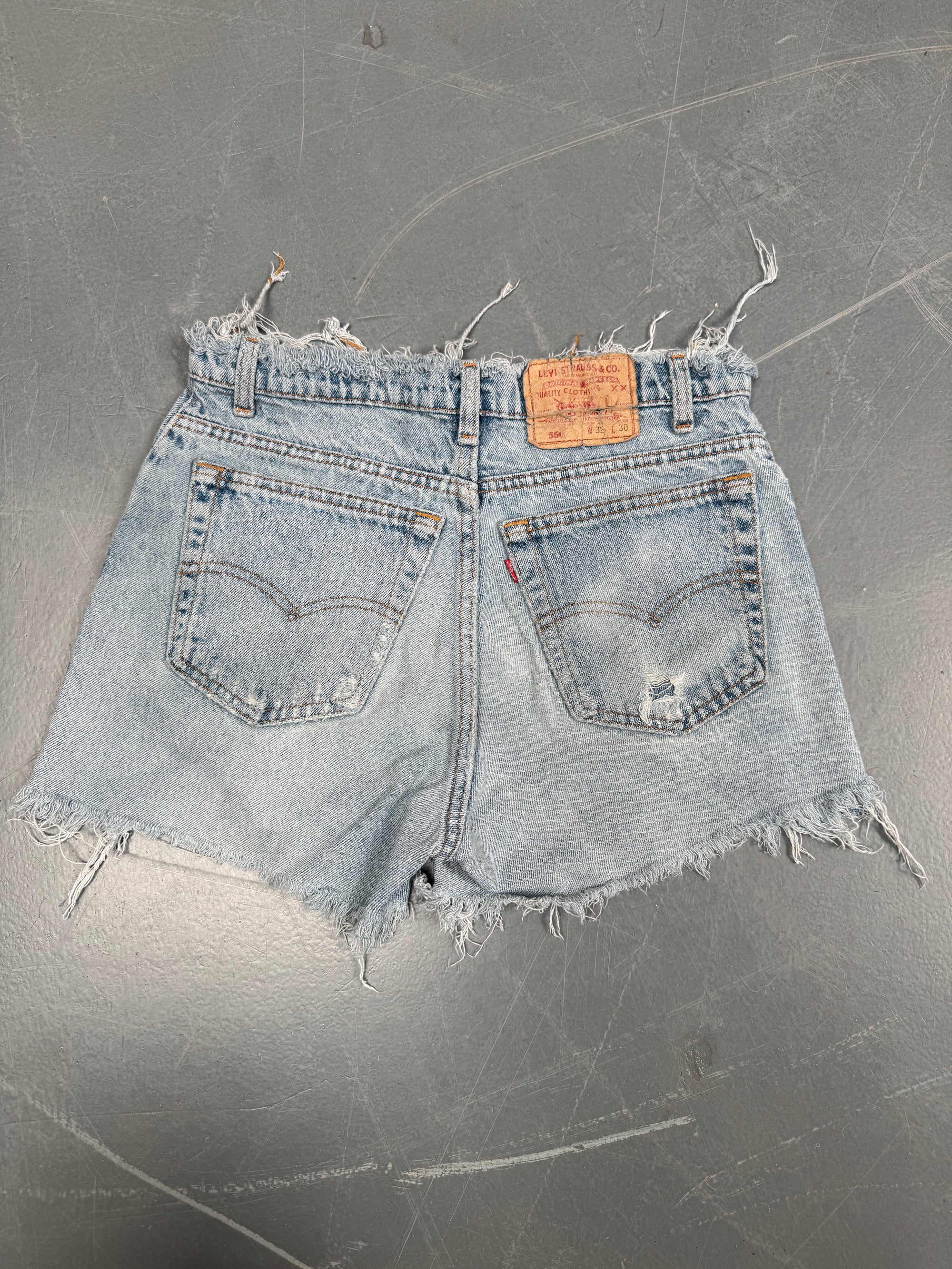 Vintage Ladies Levis Cut Off Denim Shorts - 90s Made - W 30 - SH13