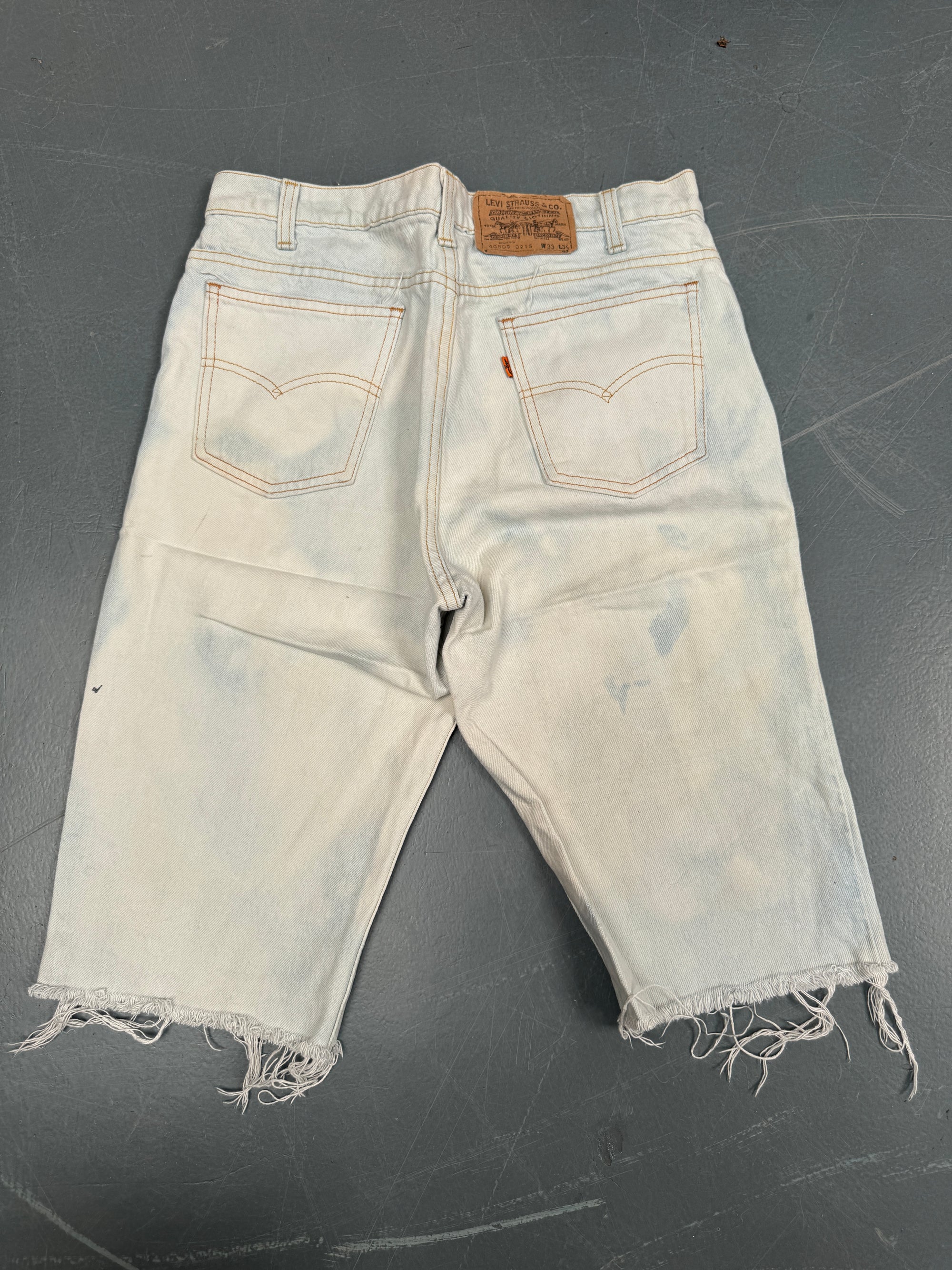 Vintage Ladies Levis Cut Off Denim Shorts - 90s Made - W 32 - SH22