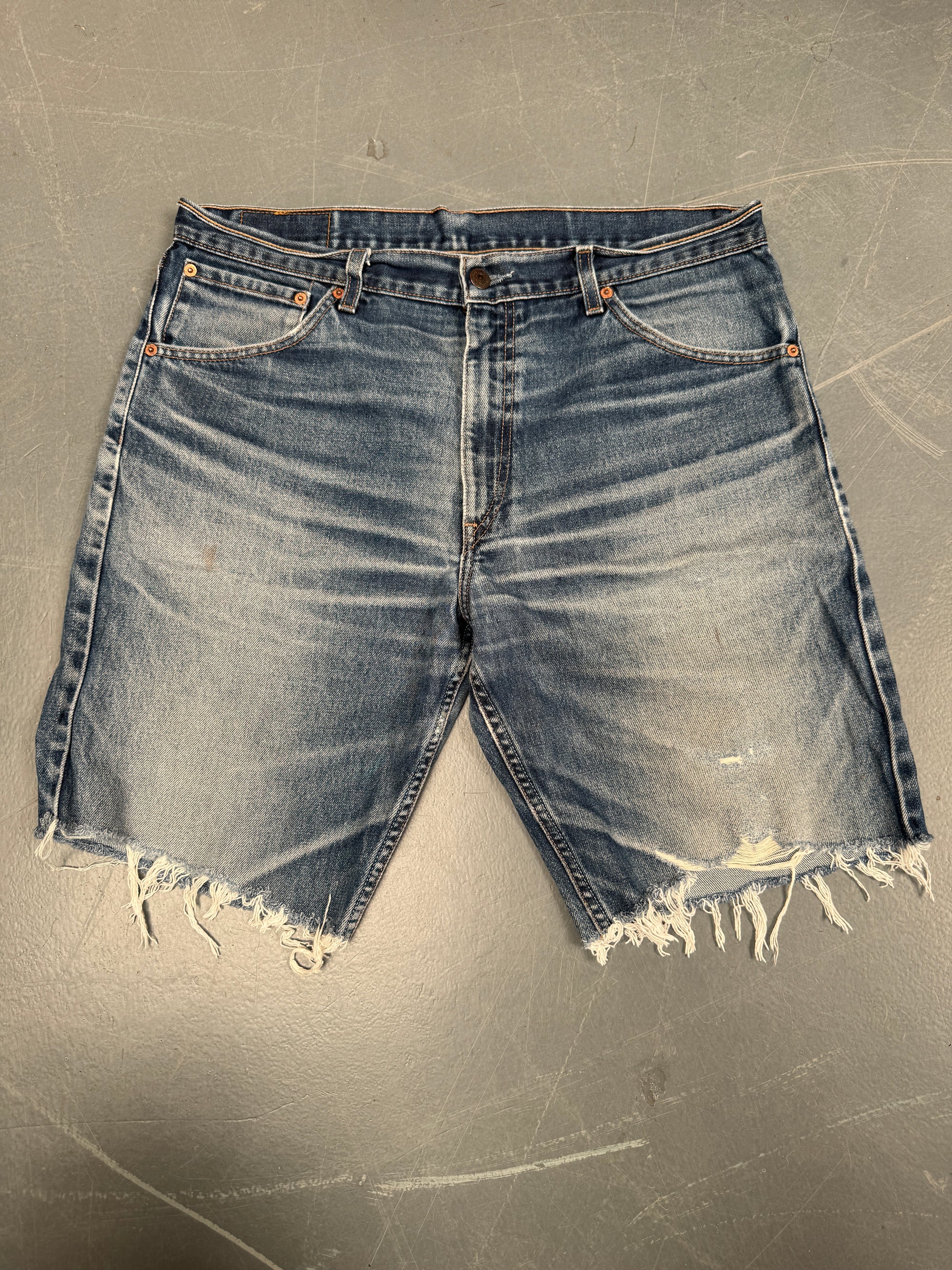 Vintage Ladies Levis Cut Off Denim Shorts - 90s Made - W 36 - SH24