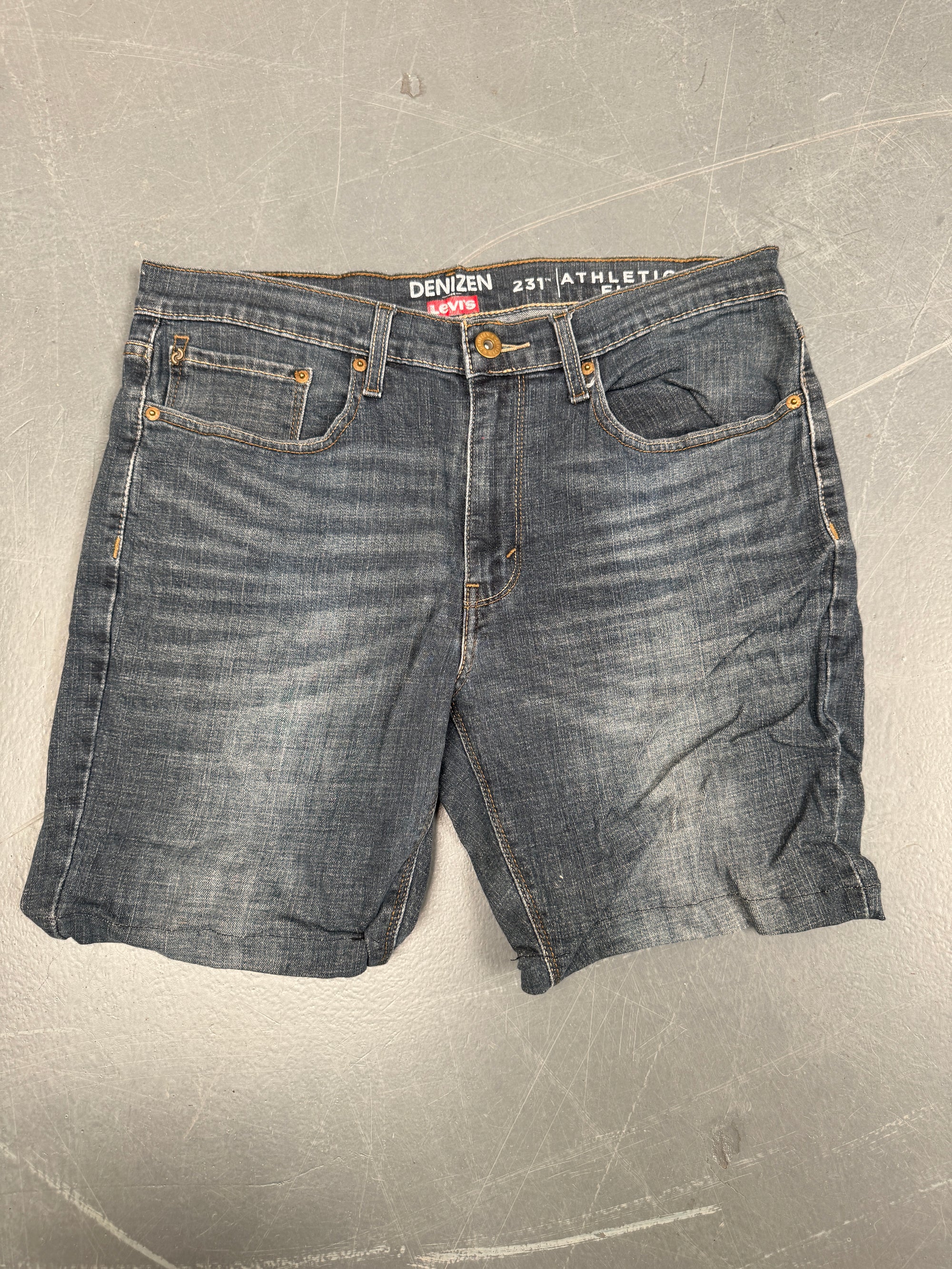 Vintage Ladies Levis Cut Off Denim Shorts - 90s Made - W 34 - SH27