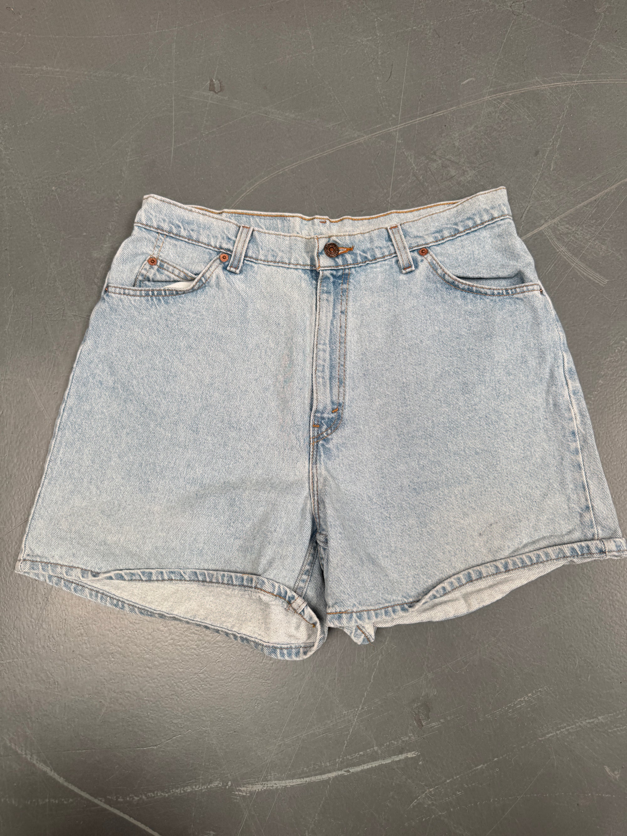 Vintage Ladies Levis Cut Off Denim Shorts - 90s Made - W 32 - SH31