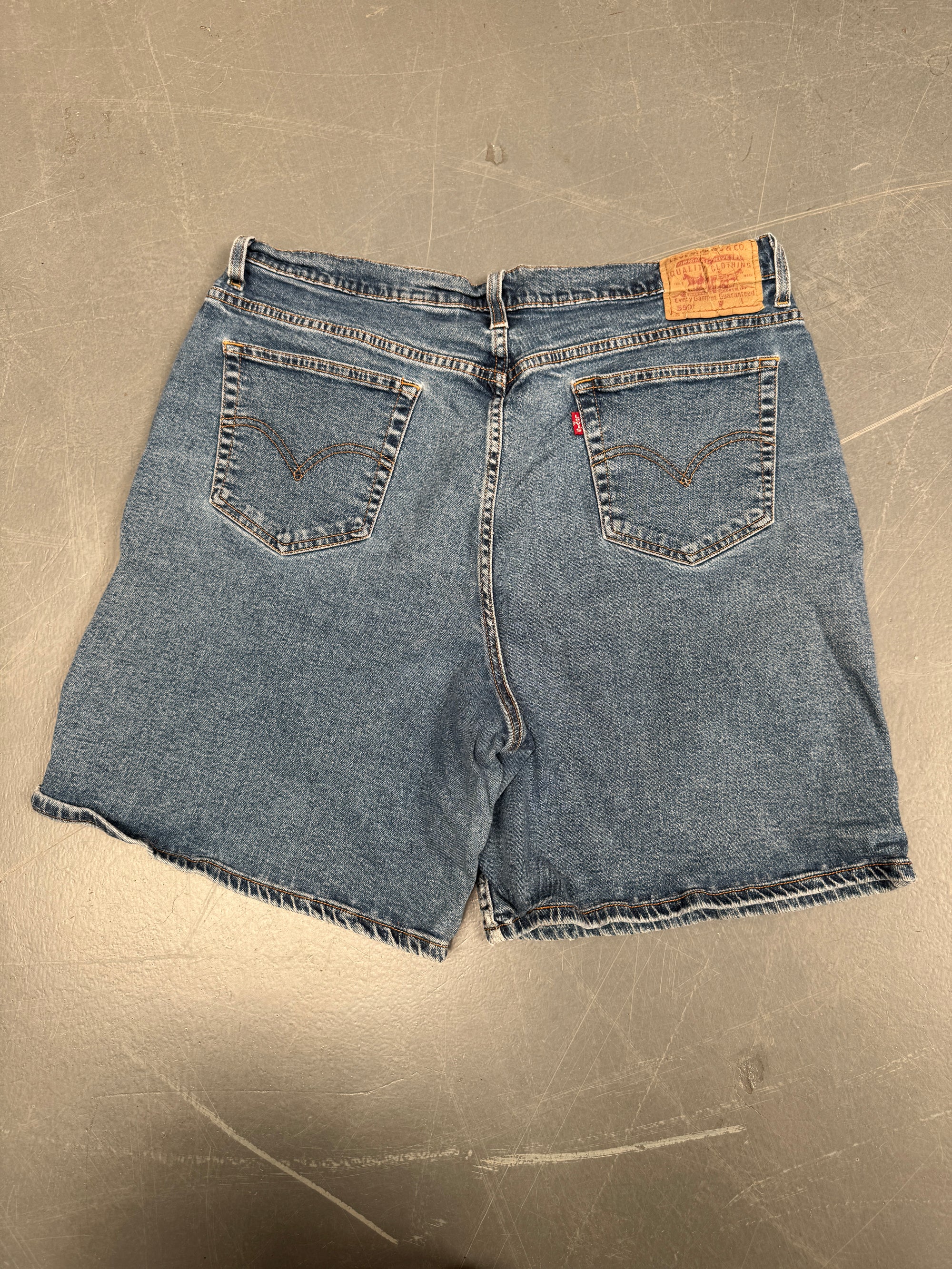 Vintage Ladies Levis Cut Off Denim Shorts - 90s Made - W 34 - SH37