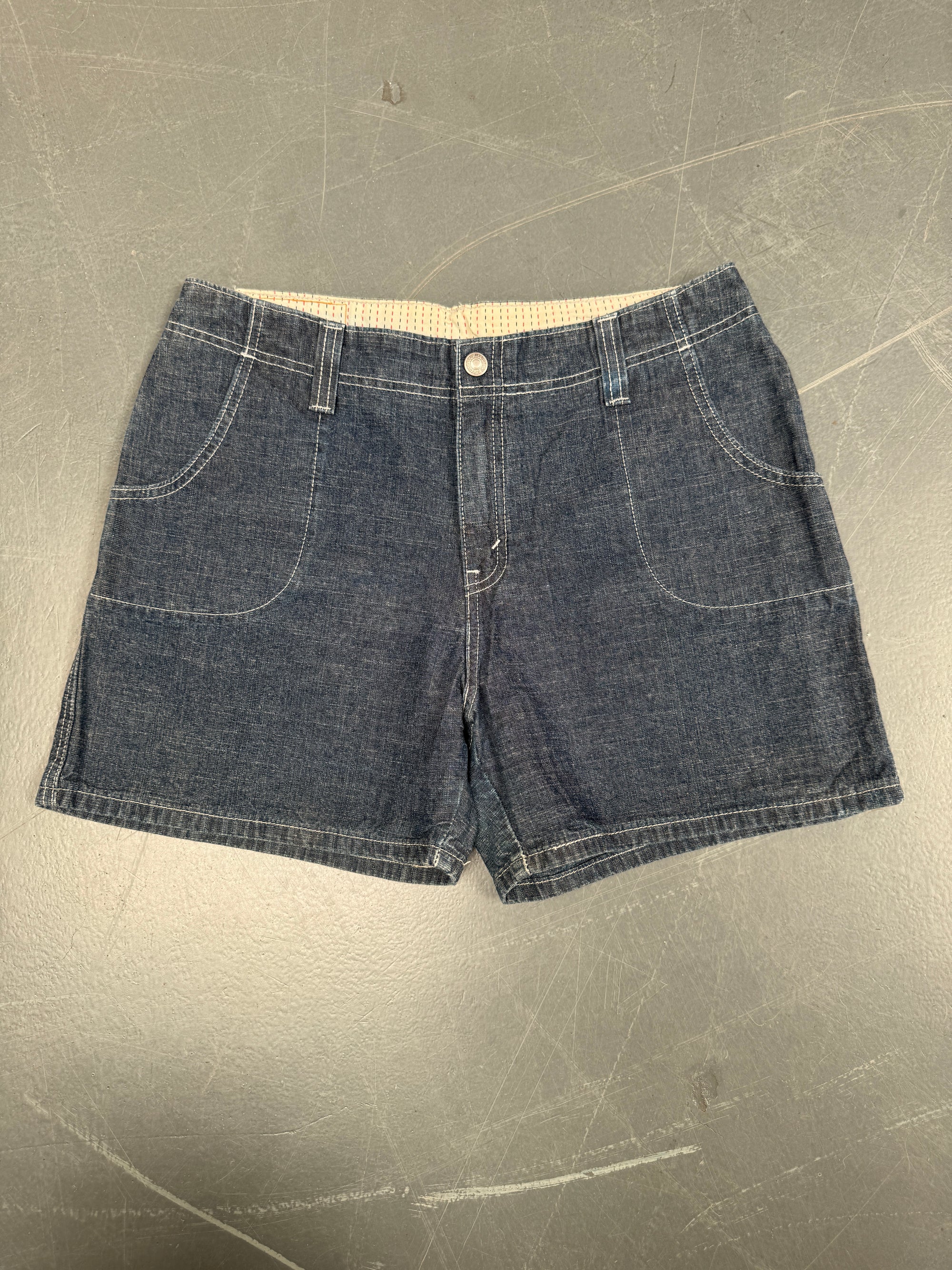 Vintage Ladies Levis Cut Off Denim Shorts - 90s Made - W 32 - SH39