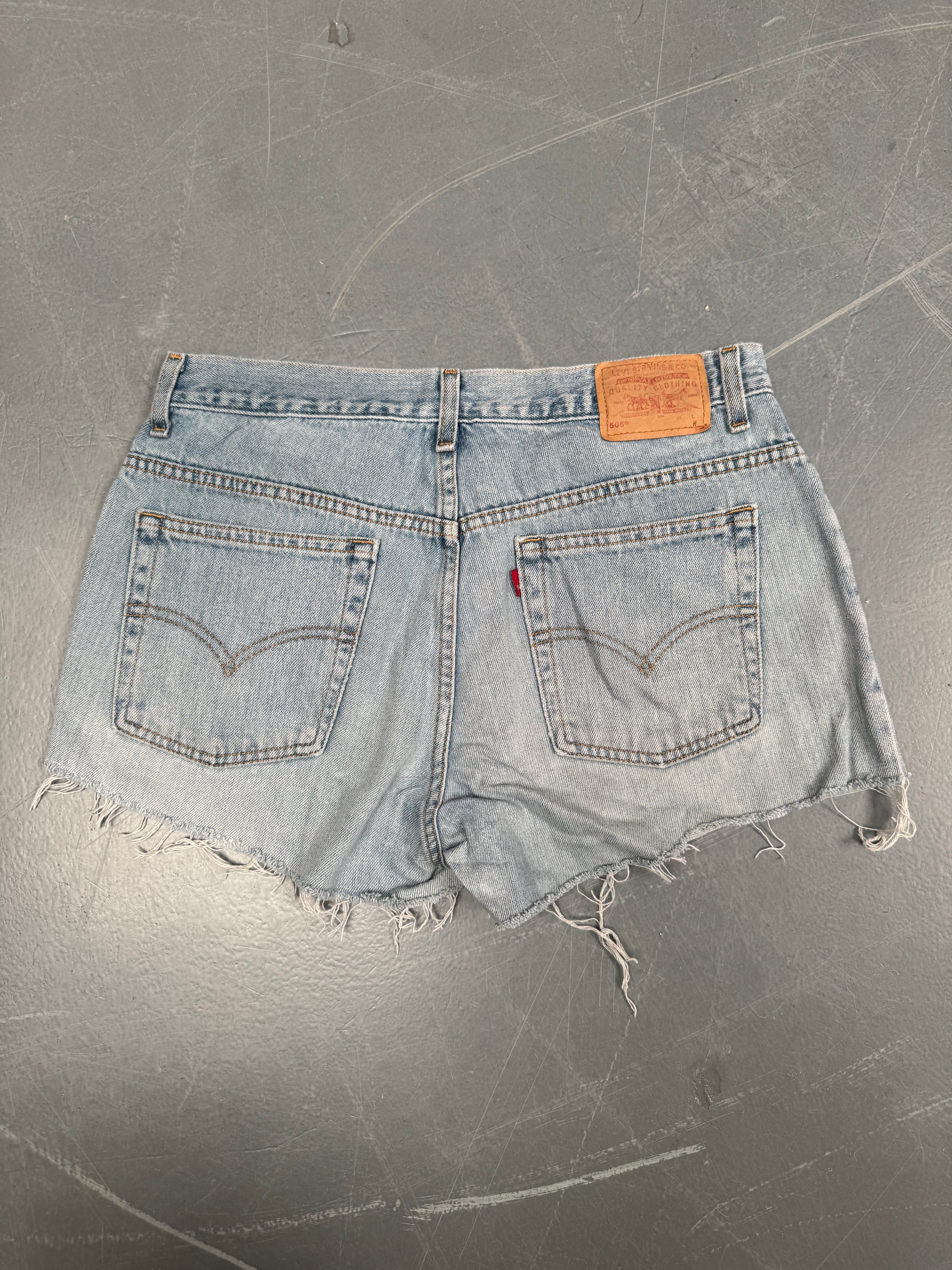 Vintage Ladies Levis Cut Off Denim Shorts - 90s Made - W 31 - SH40