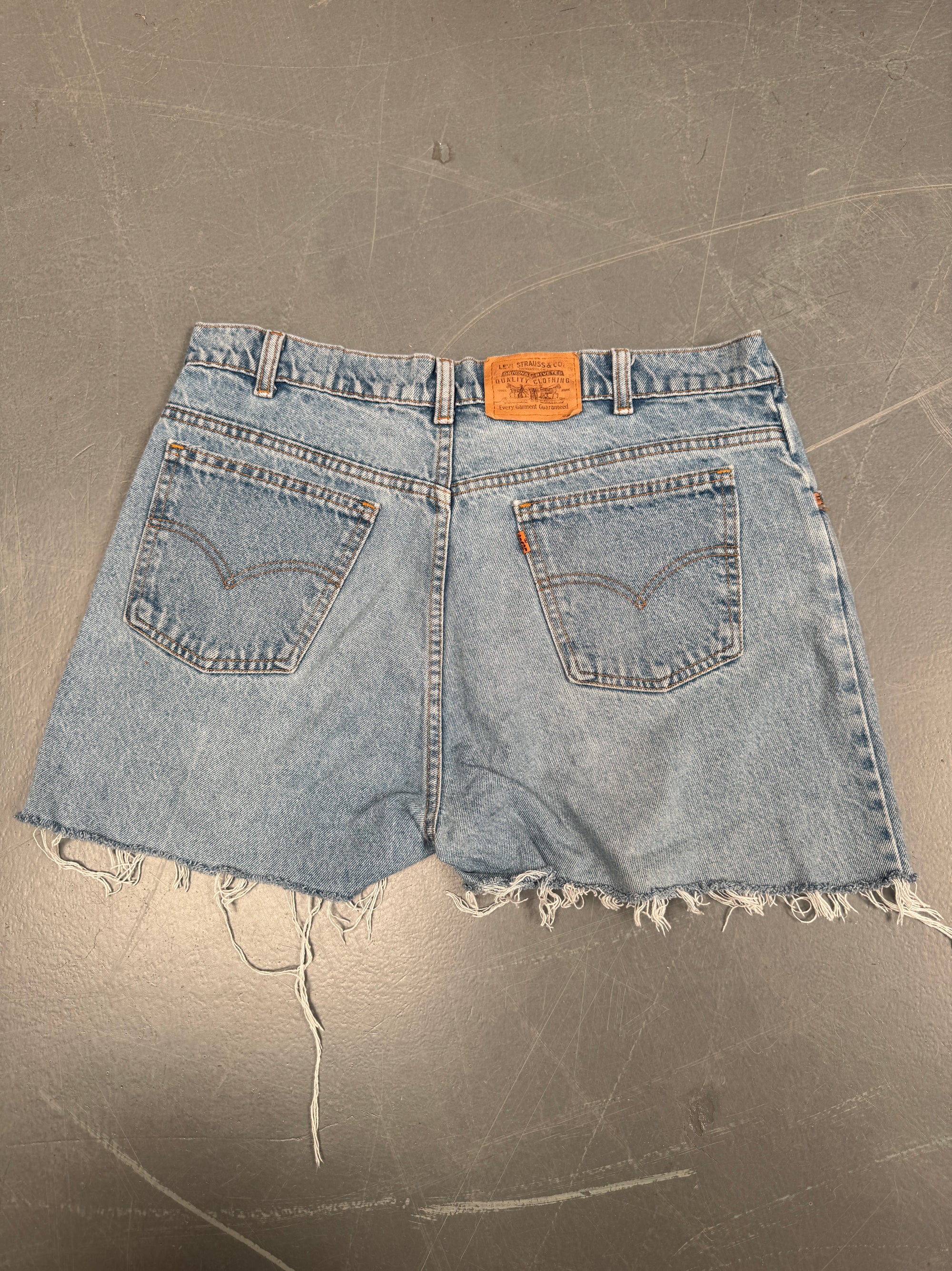 Vintage Ladies Levis Cut Off Denim Shorts - 90s Made - W 34 - SH42
