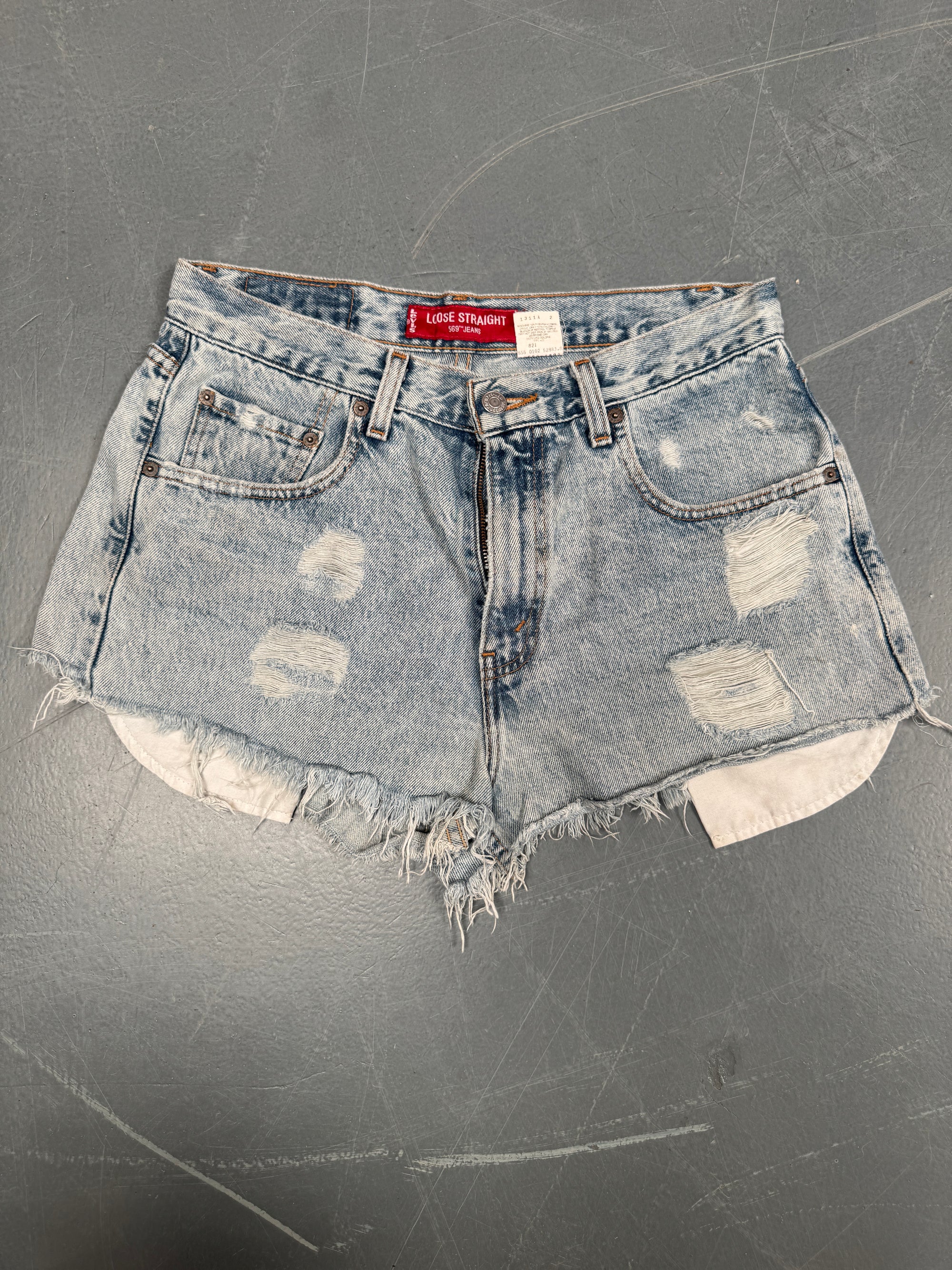 Vintage Ladies Levis Cut Off Denim Shorts - 90s Made - W 30 - SH46