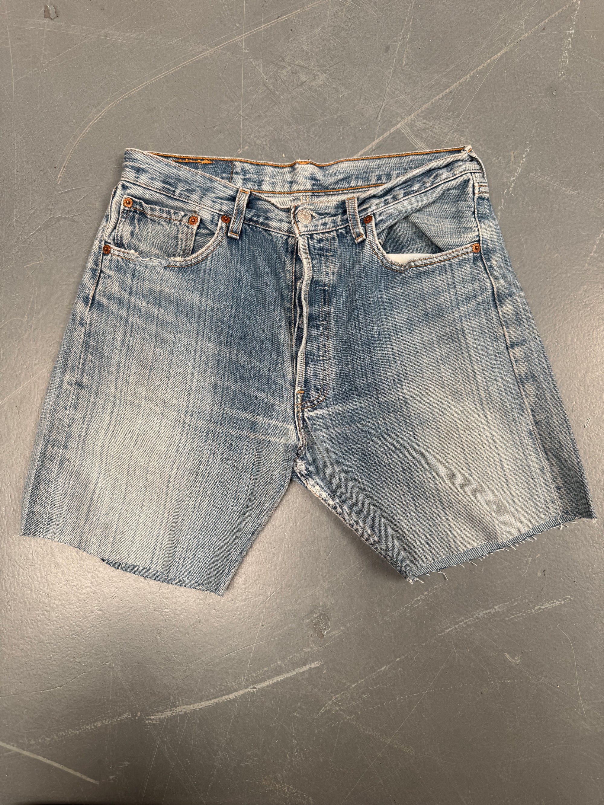 Vintage Ladies Levis Cut Off Denim Shorts - 90s Made - W 30 - SH075