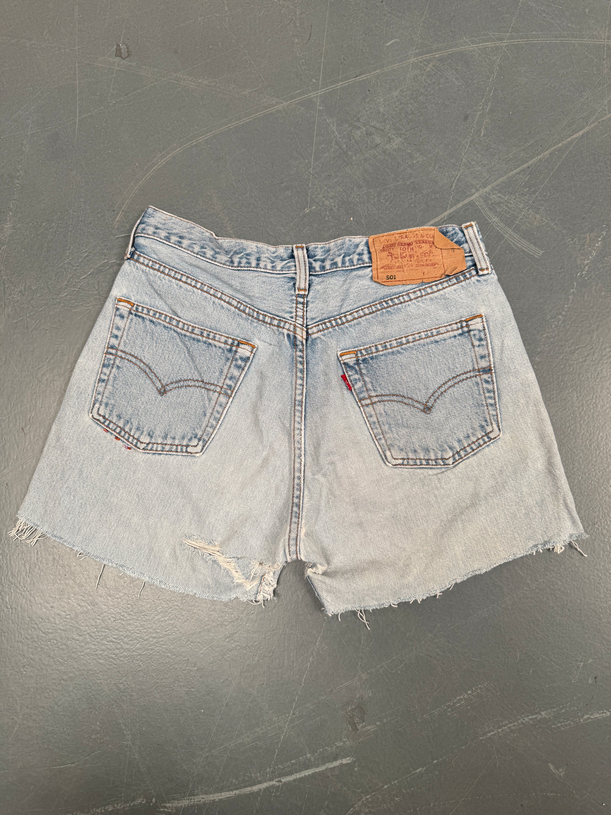 Vintage Ladies Levis Cut Off Denim Shorts - 90s Made - W 28 - SH078