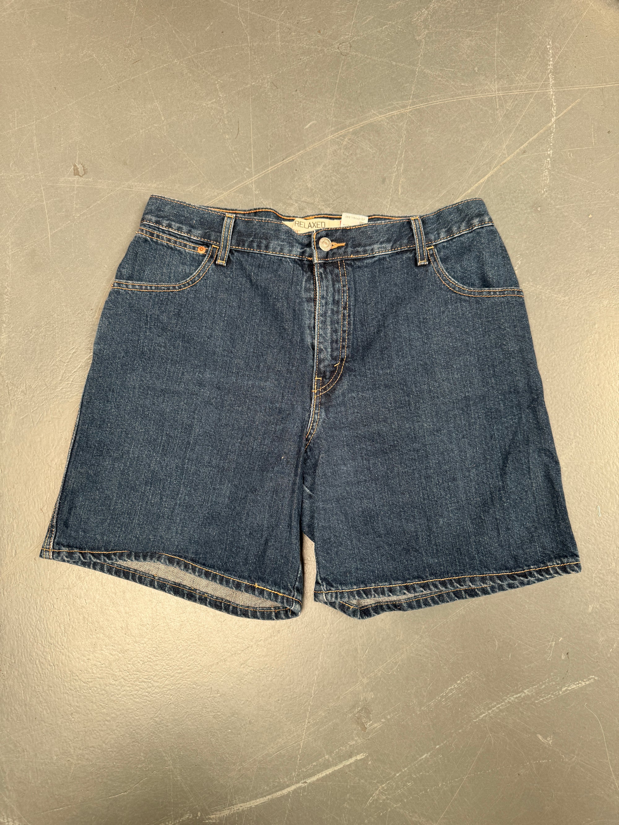 Vintage Ladies Levis Cut Off Denim Shorts - 90s Made - W 32 - SH098