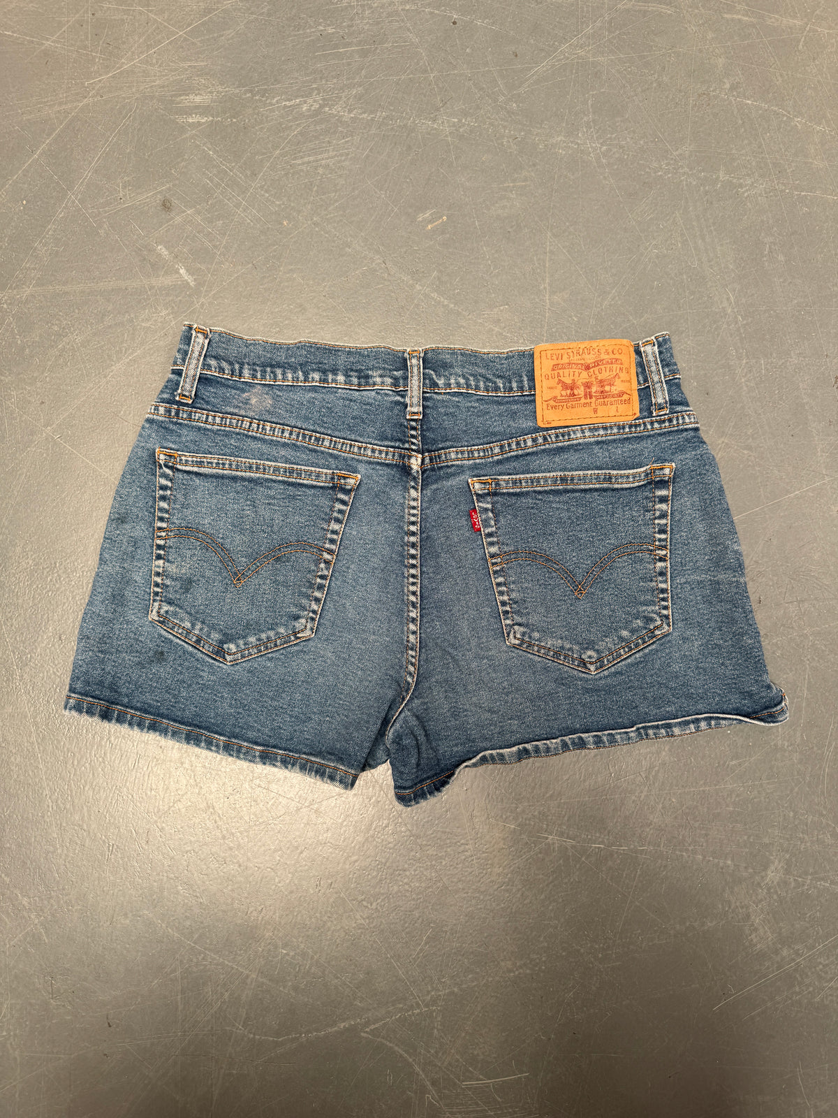 Vintage Levis Cut Off Denim Shorts - 90s Made - W 30 - SH1001