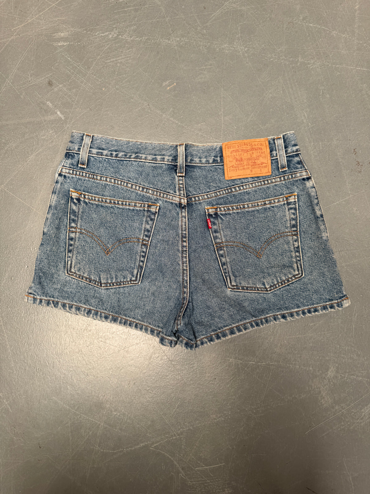 Vintage Levis Cut Off Denim Shorts - 90s Made - W 31 - SH1002