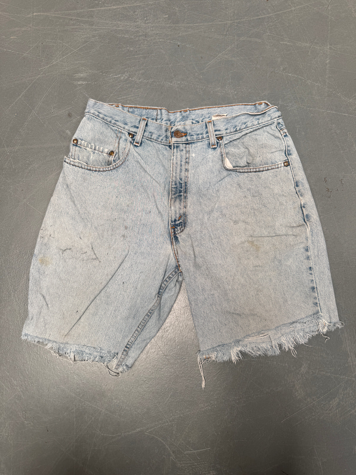 Vintage Levis Cut Off Denim Shorts - 90s Made - W 32 - SH1009