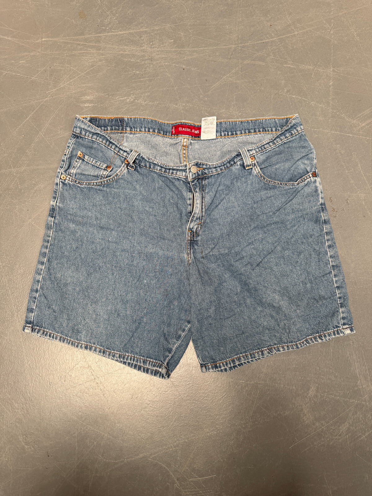 Vintage Levis Cut Off Denim Shorts - 90s Made - W 38 - SH1016