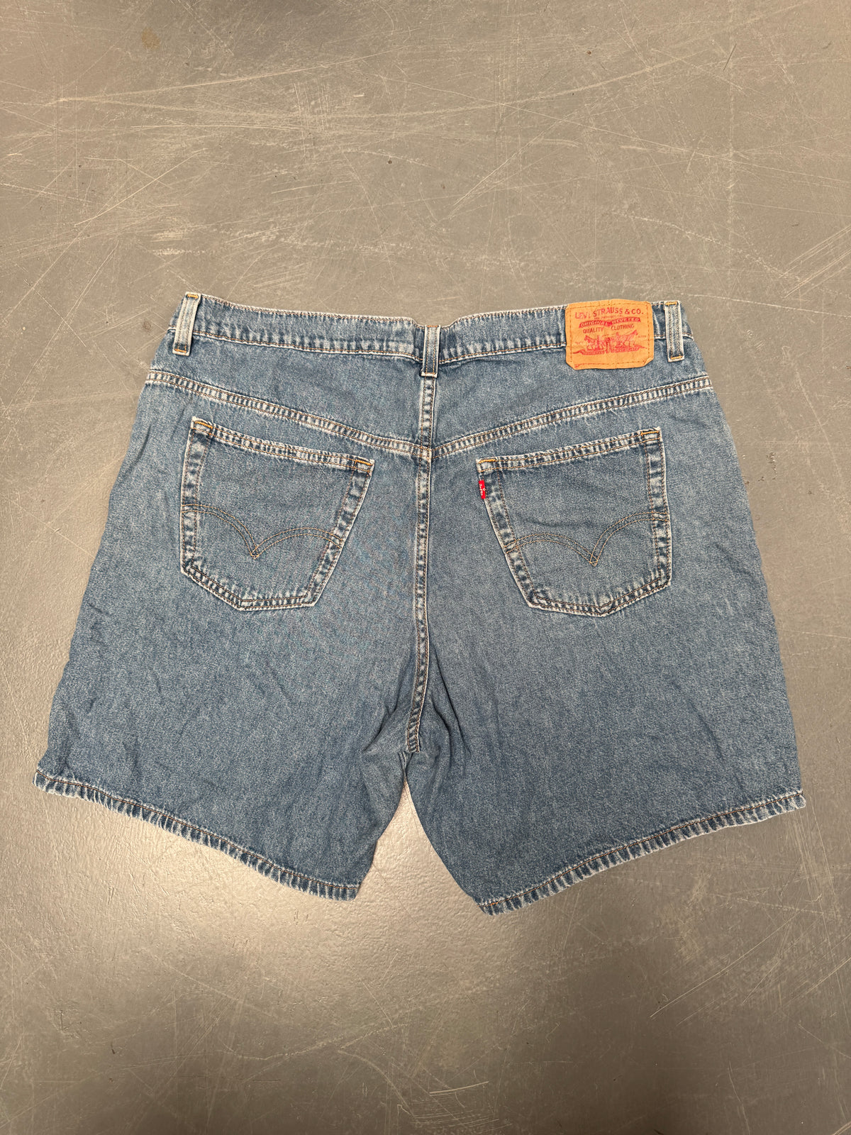 Vintage Levis Cut Off Denim Shorts - 90s Made - W 38 - SH1016