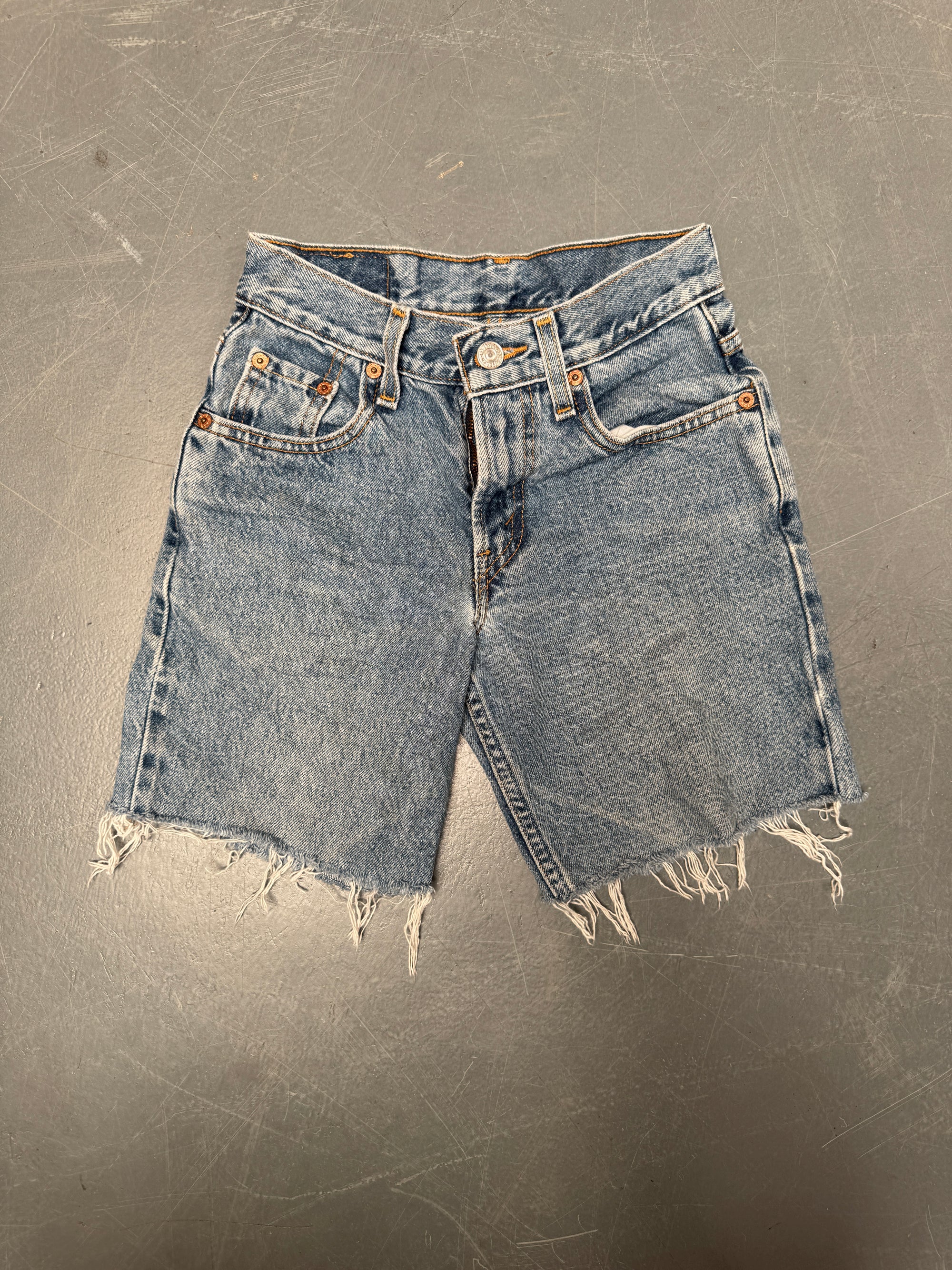Vintage Levis Cut Off Denim Shorts - 90s Made - W 22 - SH1018