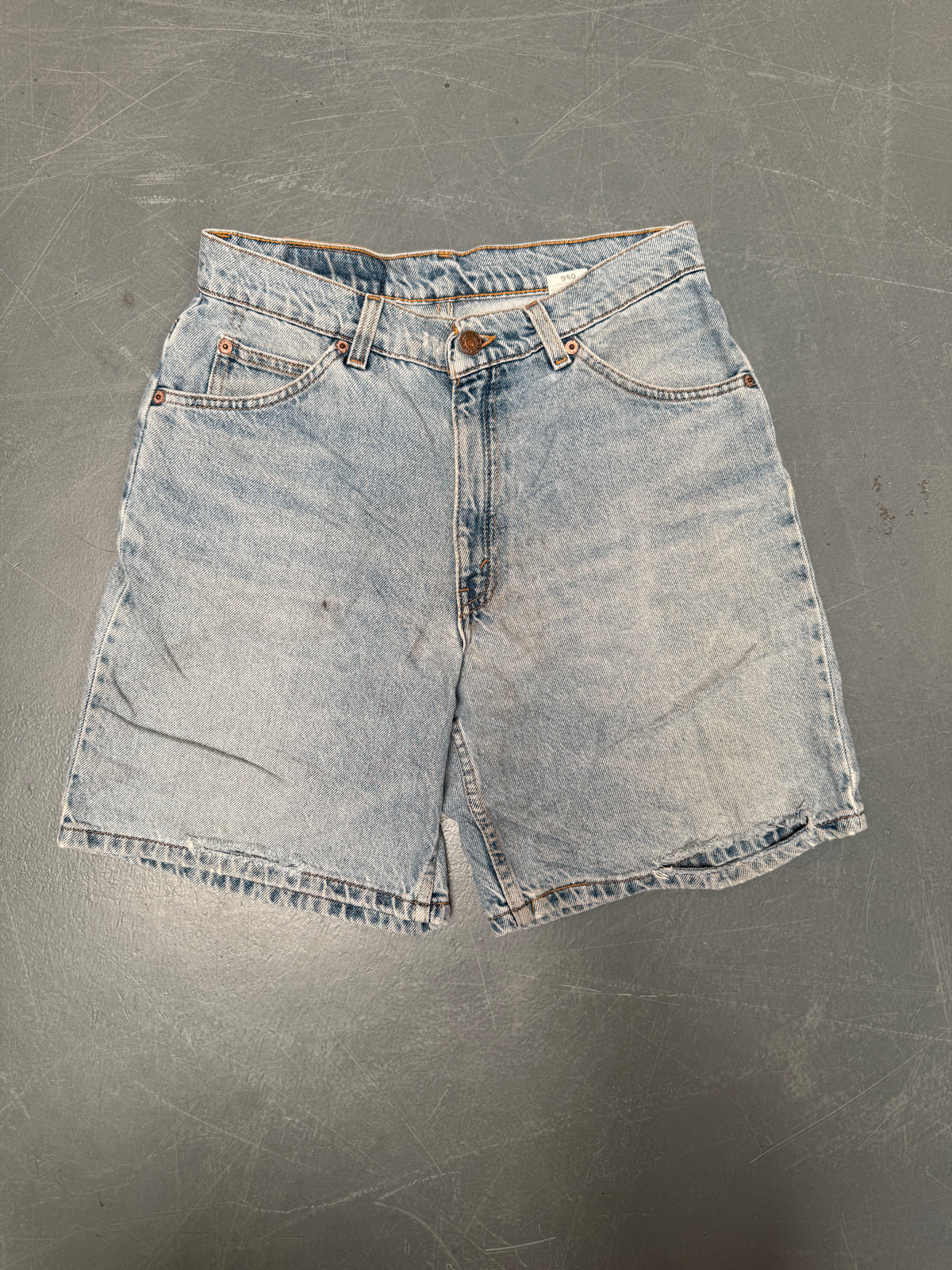 Vintage Levis Cut Off Denim Shorts - 90s Made - W 28 - SH1020