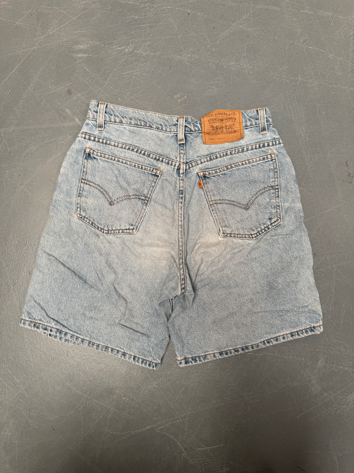 Vintage Levis Cut Off Denim Shorts - 90s Made - W 28 - SH1020