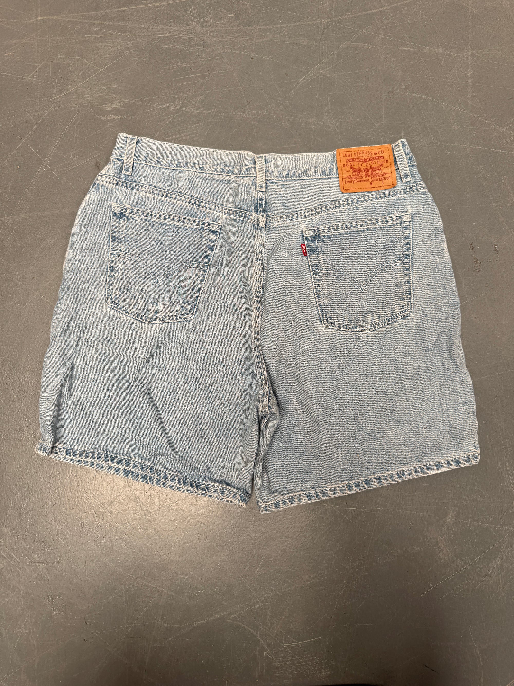 Vintage Levis Cut Off Denim Shorts - 90s Made - W 34 - SH1021