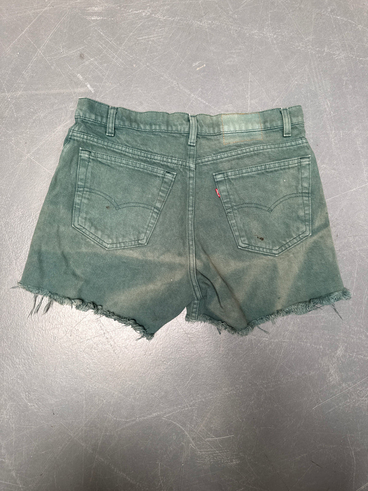 Vintage Levis Cut Off Denim Shorts - 90s Made - W 32 - SH1032