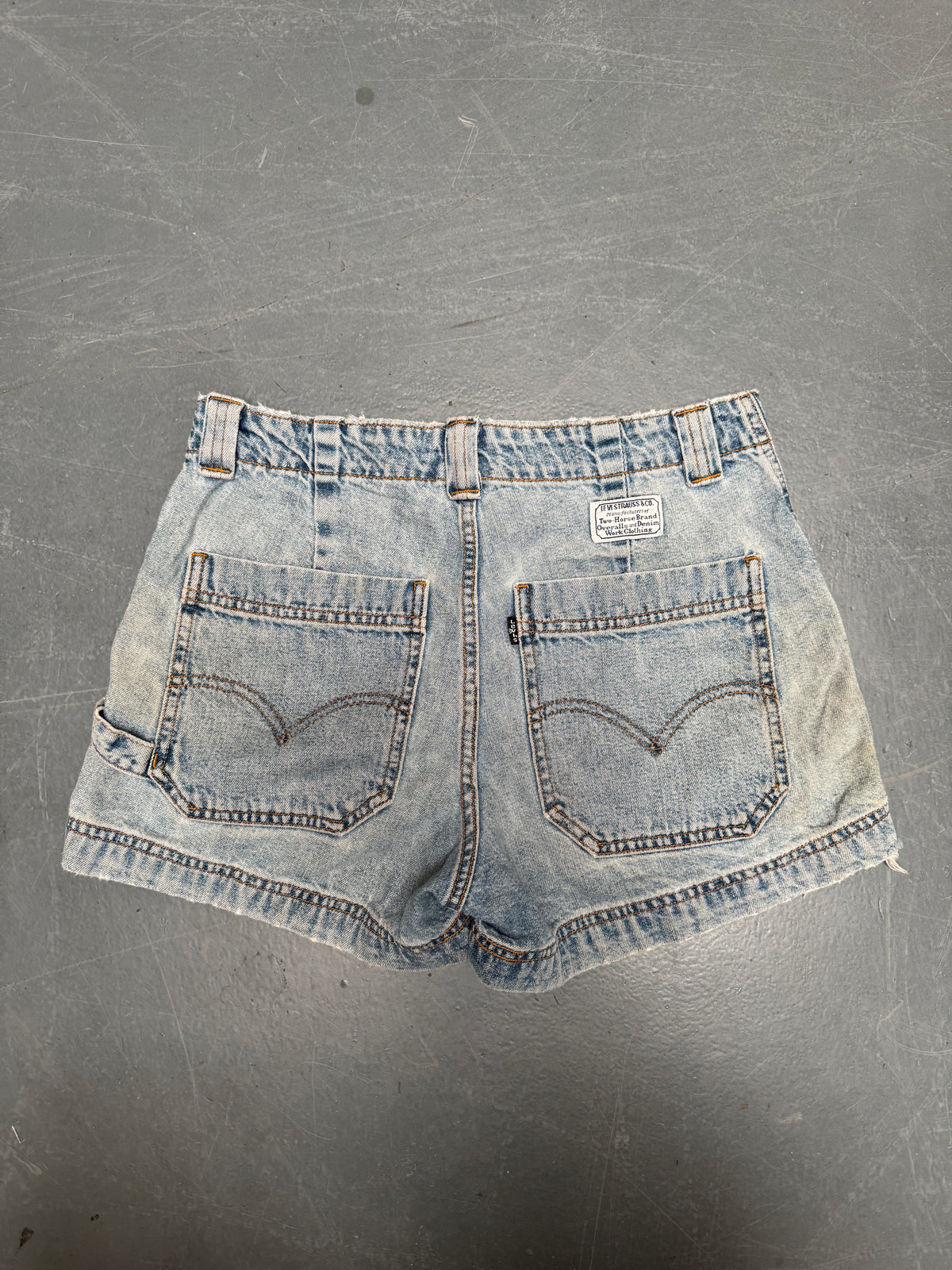 Vintage Levis Cut Off Denim Shorts - 90s Made - W 30 - SH1039