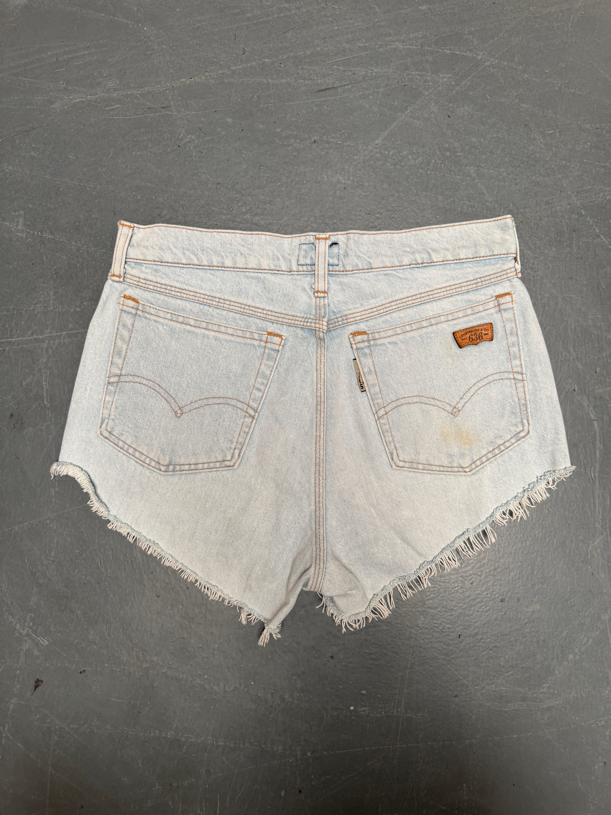 Vintage Levis Cut Off Denim Shorts - 90s Made - W 30 - SH1043