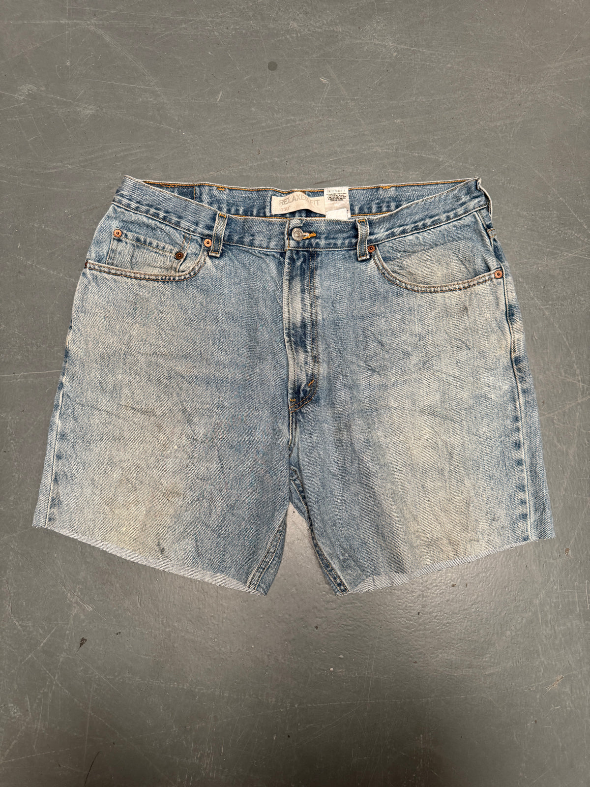 Vintage Levis Cut Off Denim Shorts - 90s Made - W 36 - SH1044