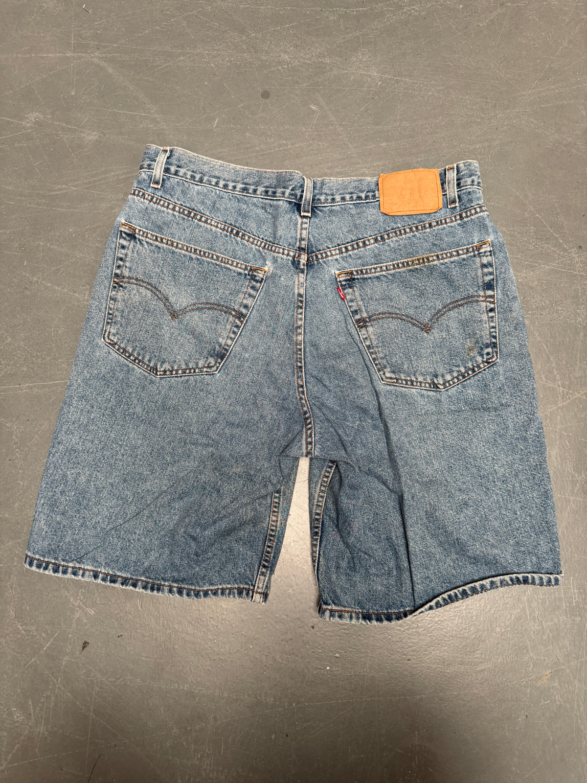 Vintage Levis Cut Off Denim Shorts - 90s Made - W 36 - SH1054