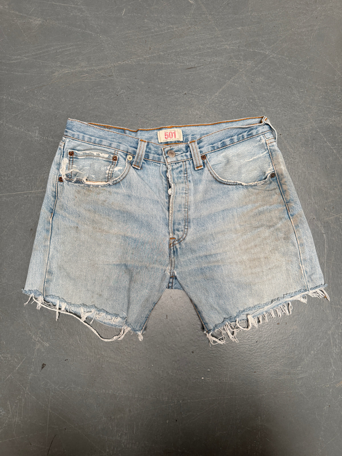 Vintage Levis Cut Off Denim Shorts - 90s Made - W 30 - SH1058
