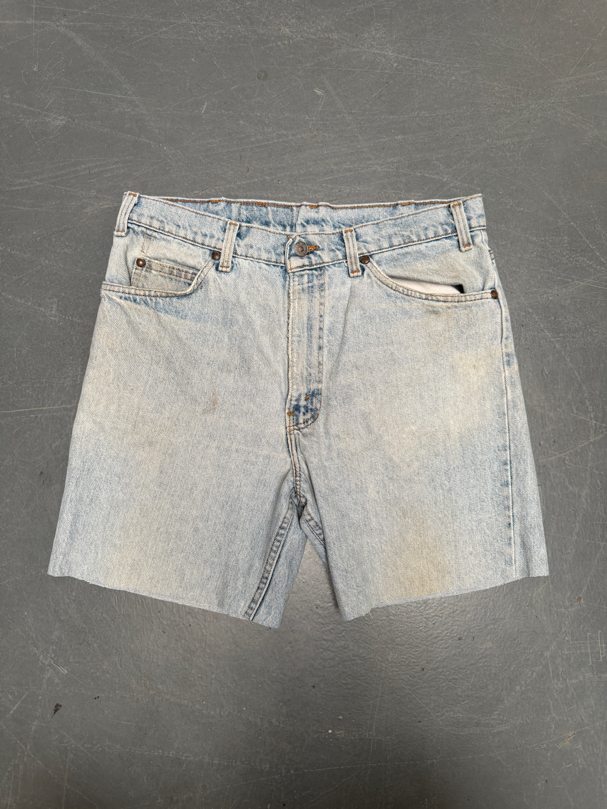 Vintage Levis Cut Off Denim Shorts - 90s Made - W 32 - SH1060