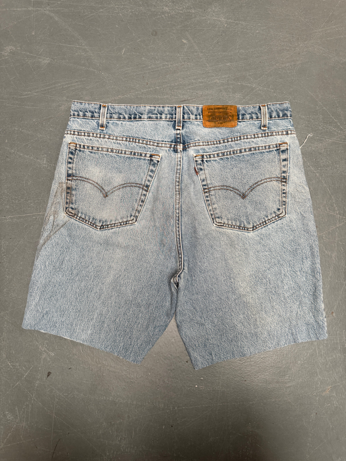 Vintage Levis Cut Off Denim Shorts - 90s Made - W 36 - SH1061
