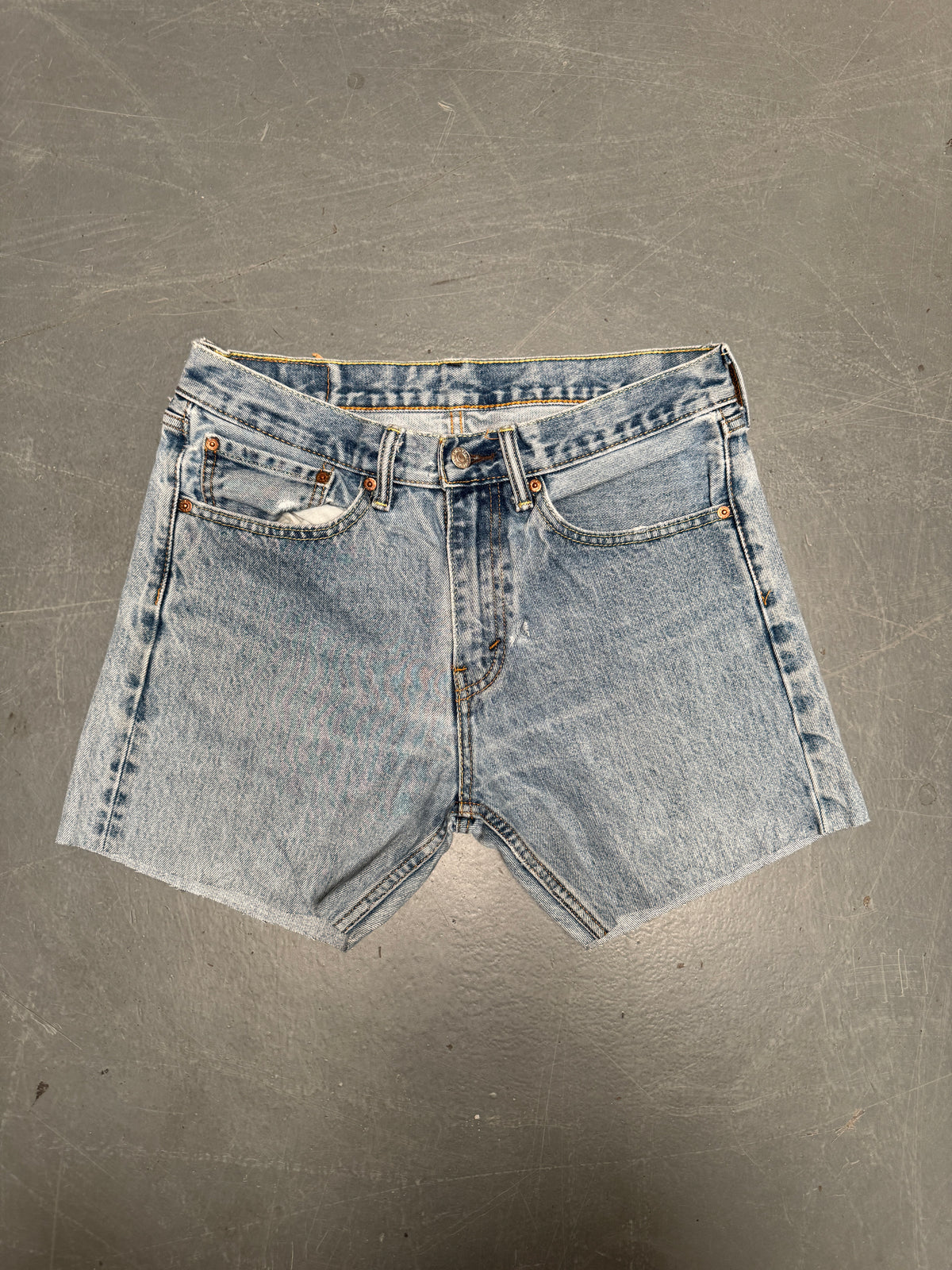 Vintage Levis Cut Off Denim Shorts - 90s Made - W 30 - SH1062
