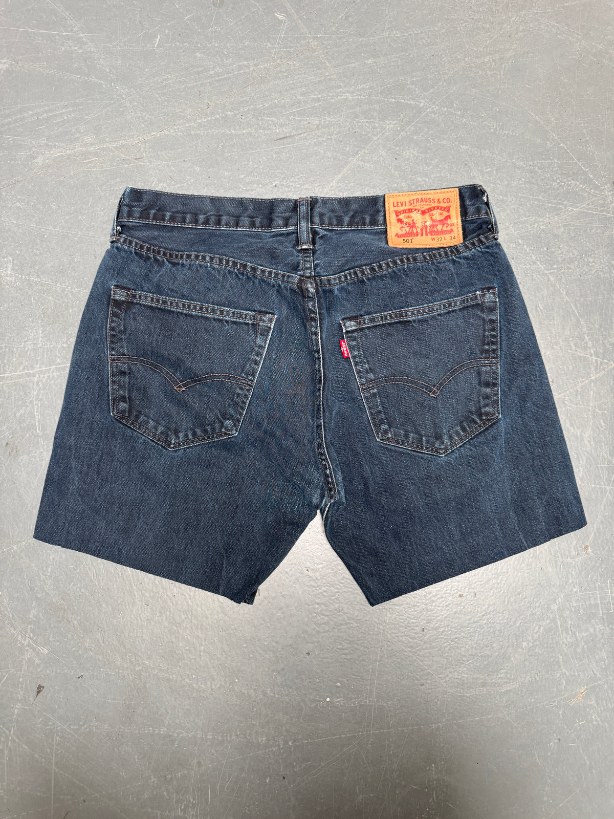 Vintage Levis Cut Off Denim Shorts - 90s Made - W 30 - SH1065