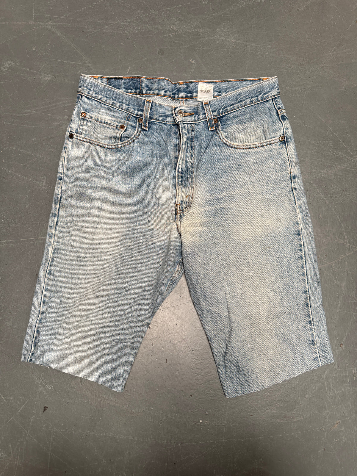 Vintage Levis Cut Off Denim Shorts - 90s Made - W 32 - SH1070