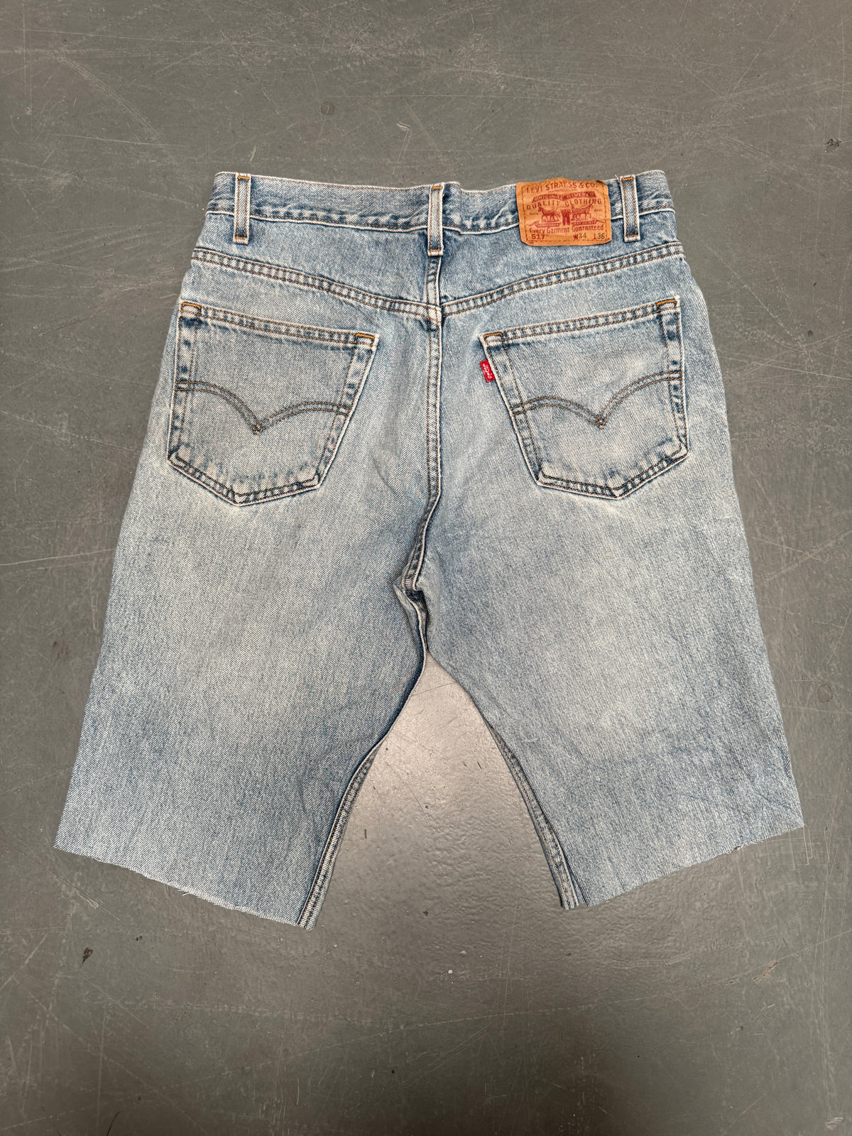 Vintage Levis Cut Off Denim Shorts - 90s Made - W 32 - SH1070